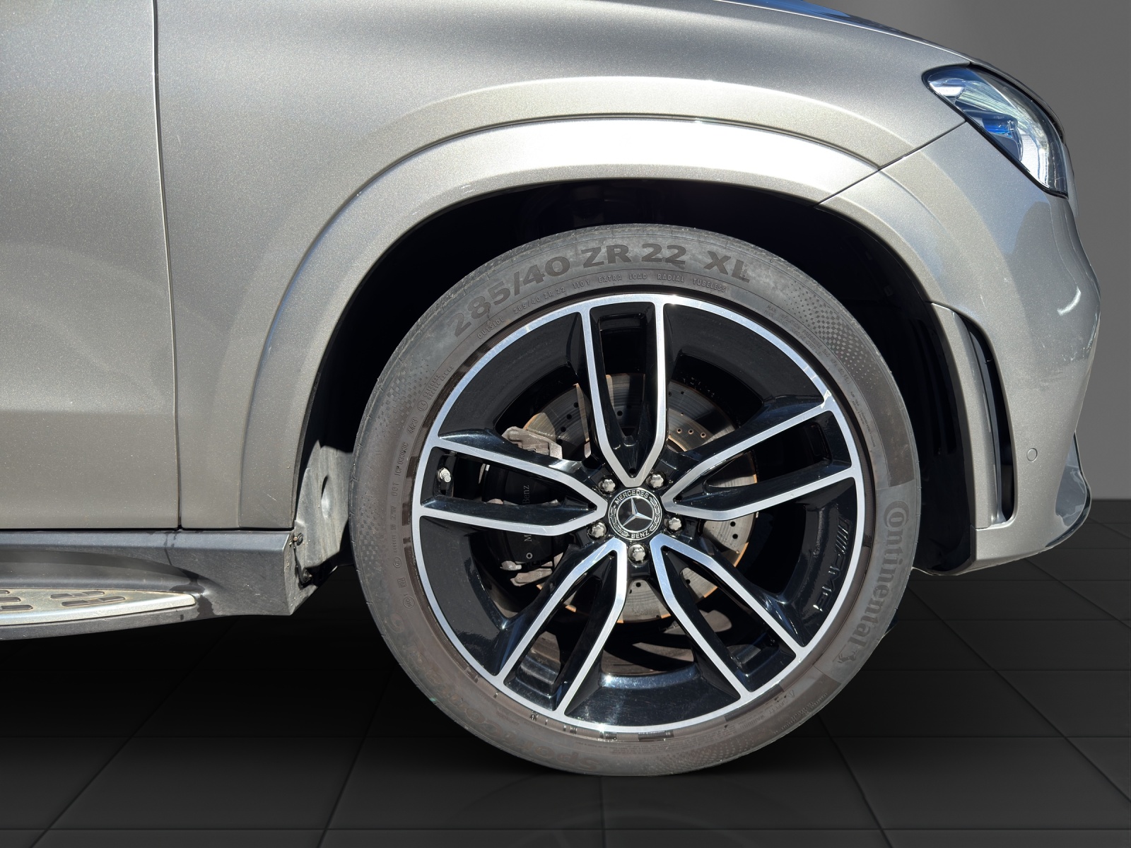 MERCEDES-BENZ GLE 350 d AMG Line 4Matic-image-22