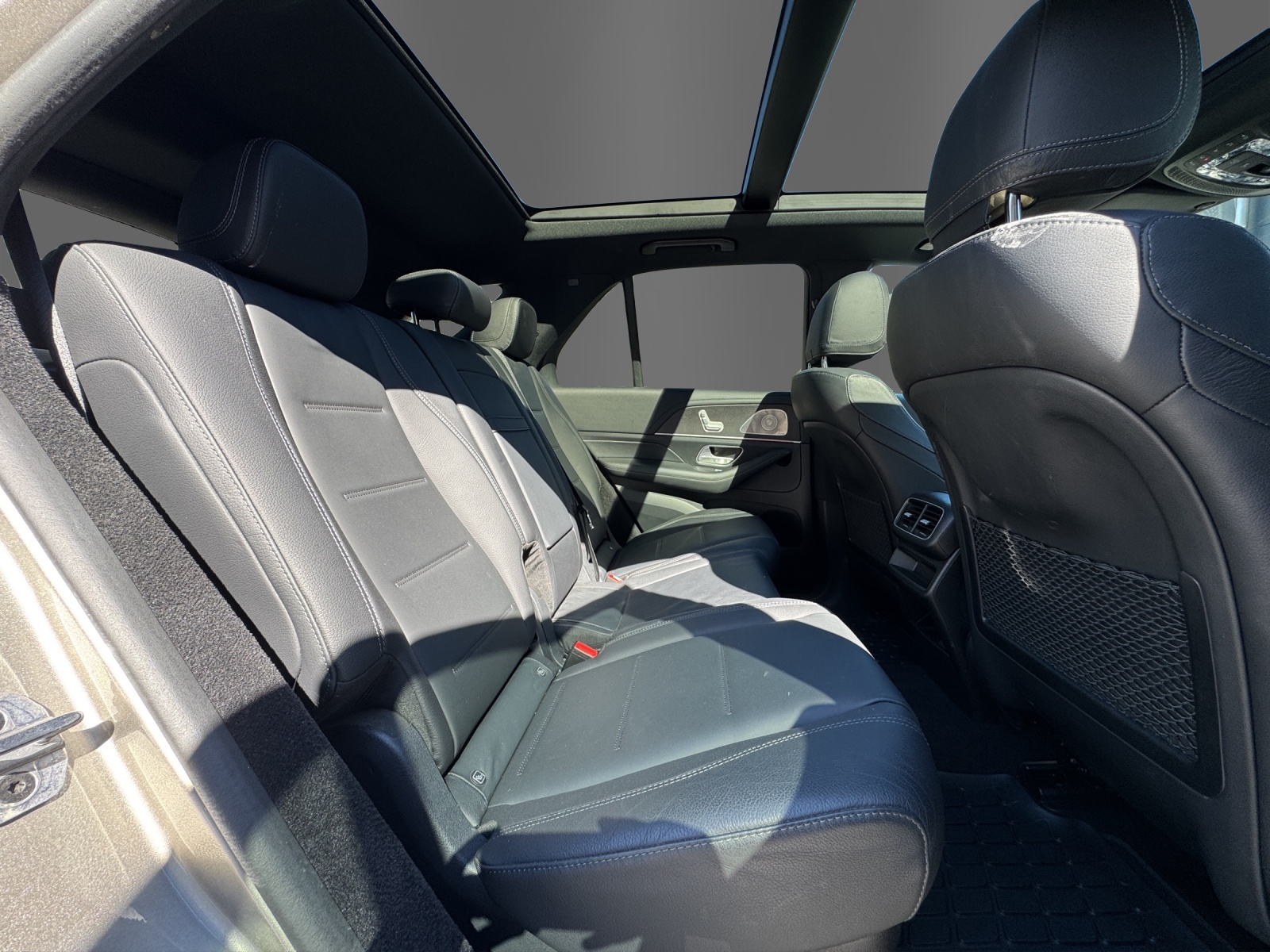 MERCEDES-BENZ GLE 350 d AMG Line 4Matic-image-18