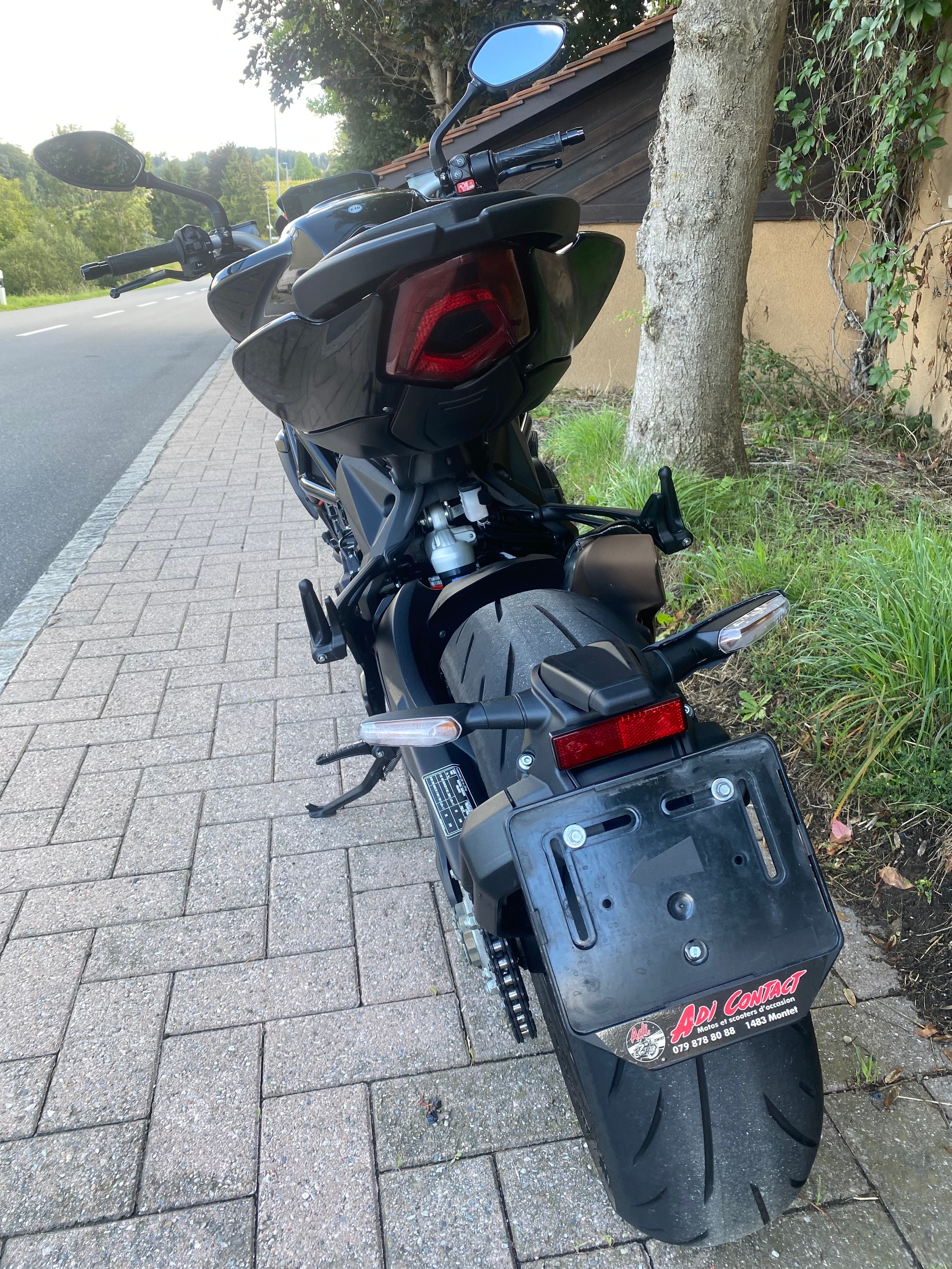 MV AGUSTA Brutale 800R 35KW-image-9