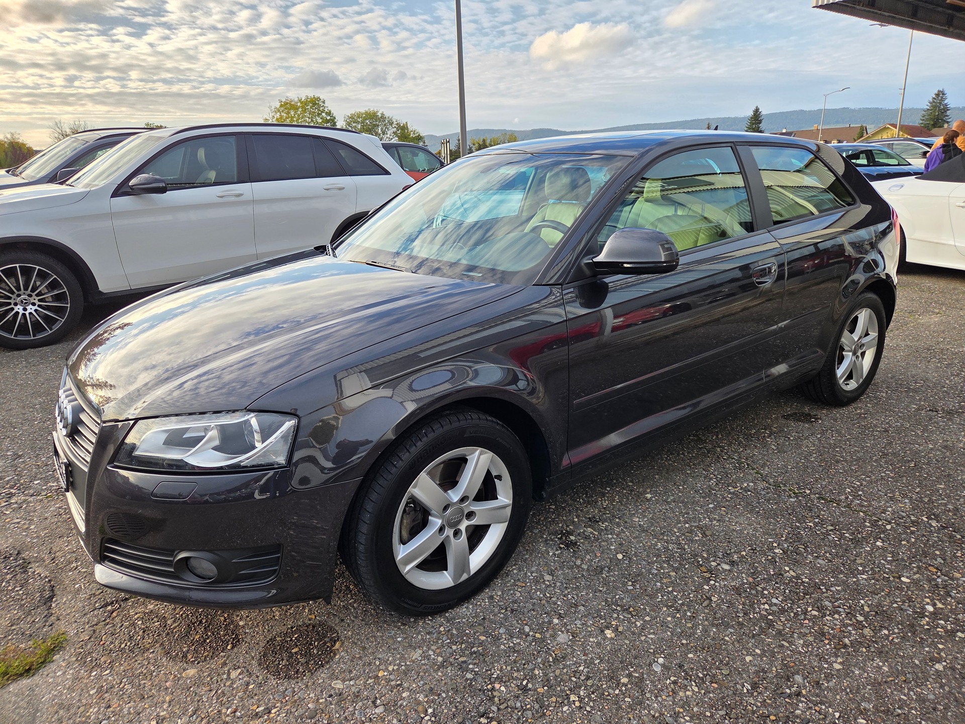 AUDI A3 2.0 TFSI Ambiente S-tronic-image-2