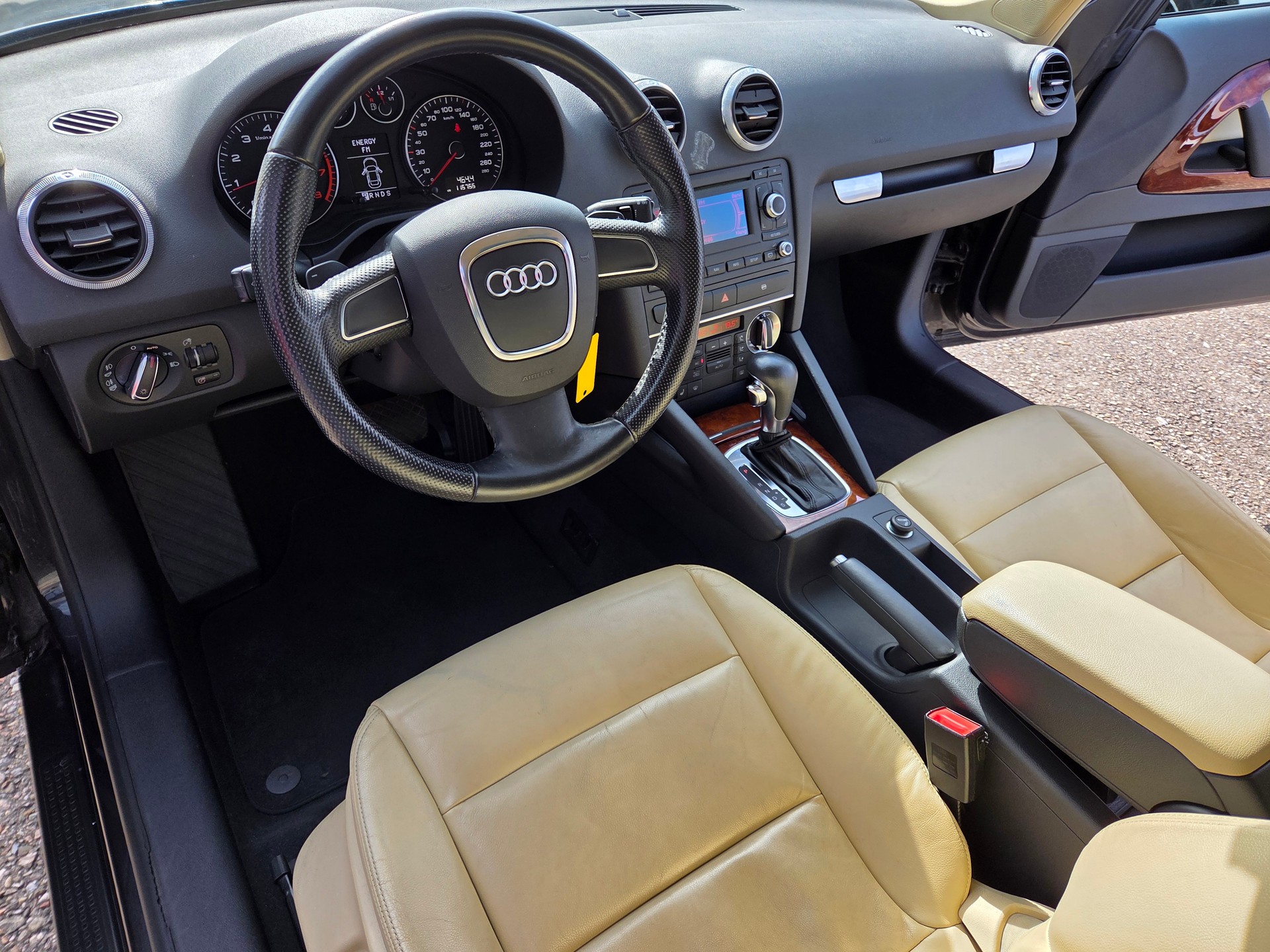 AUDI A3 2.0 TFSI Ambiente S-tronic-image-14