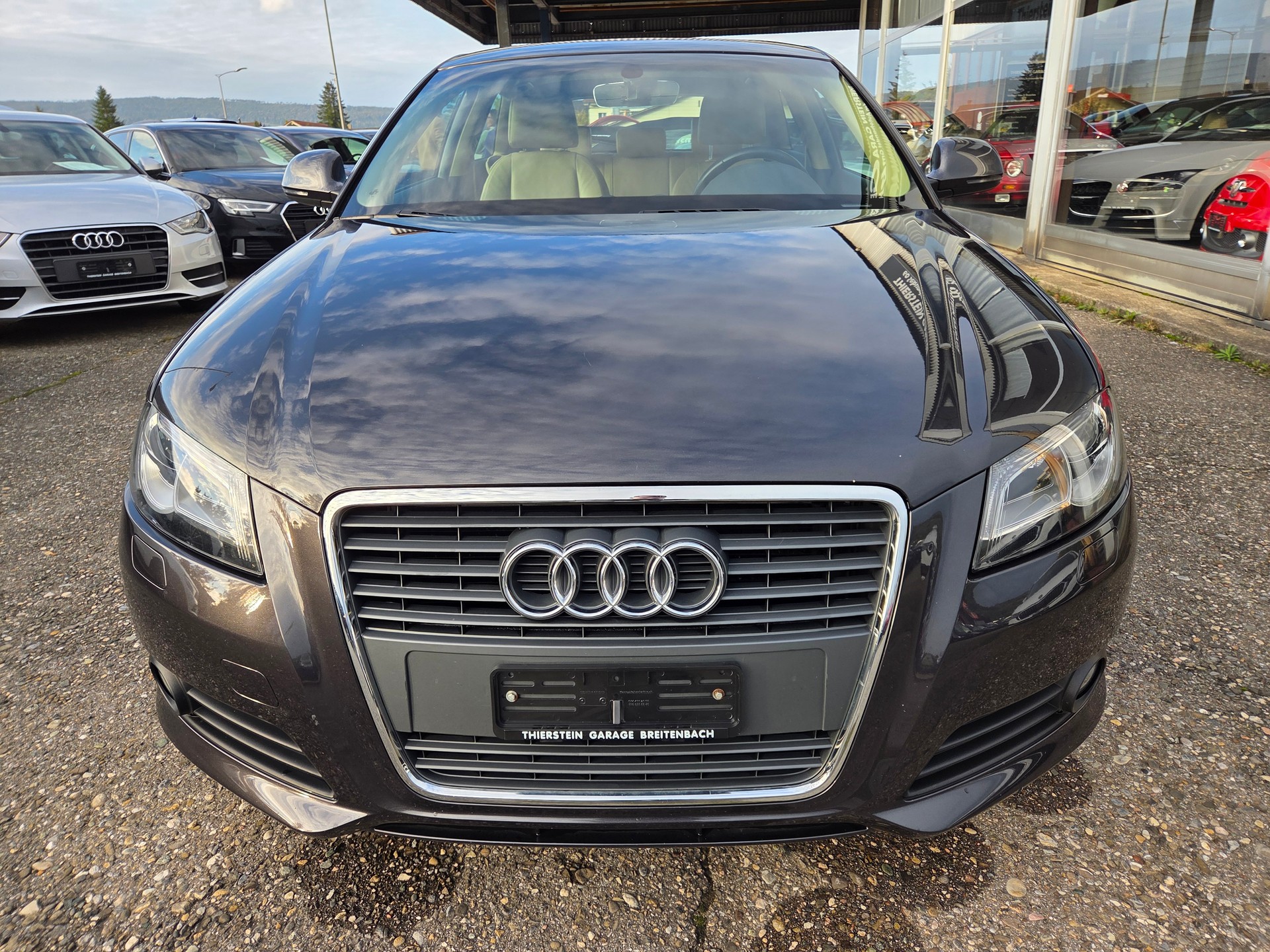 AUDI A3 2.0 TFSI Ambiente S-tronic-image-1
