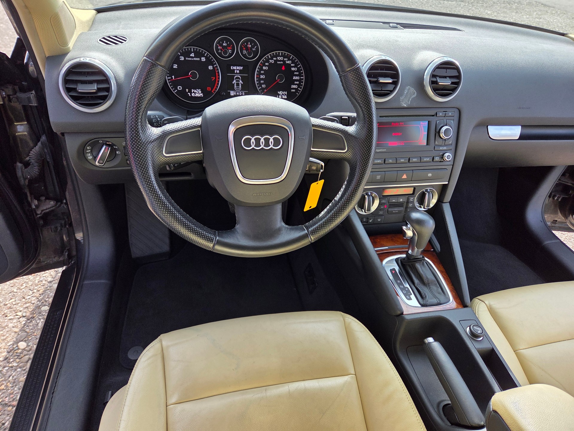AUDI A3 2.0 TFSI Ambiente S-tronic-image-15