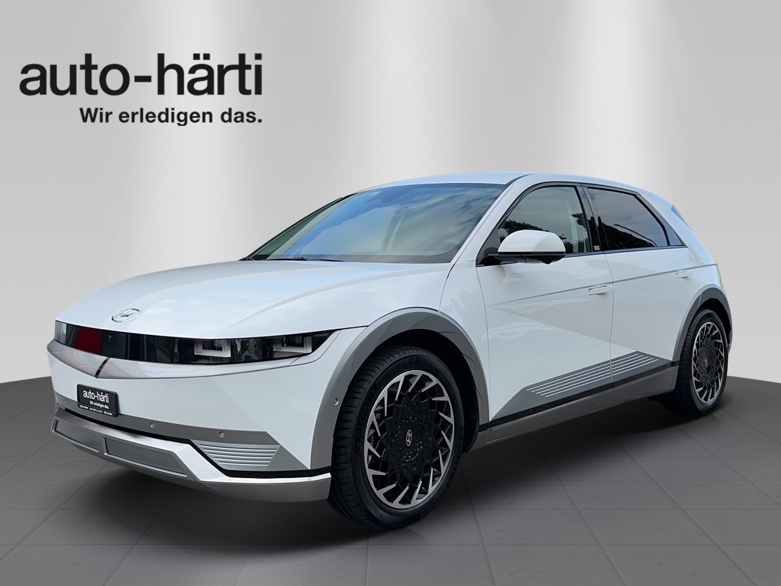 HYUNDAI Ioniq 5 72kW First Ed. 2W-image-0
