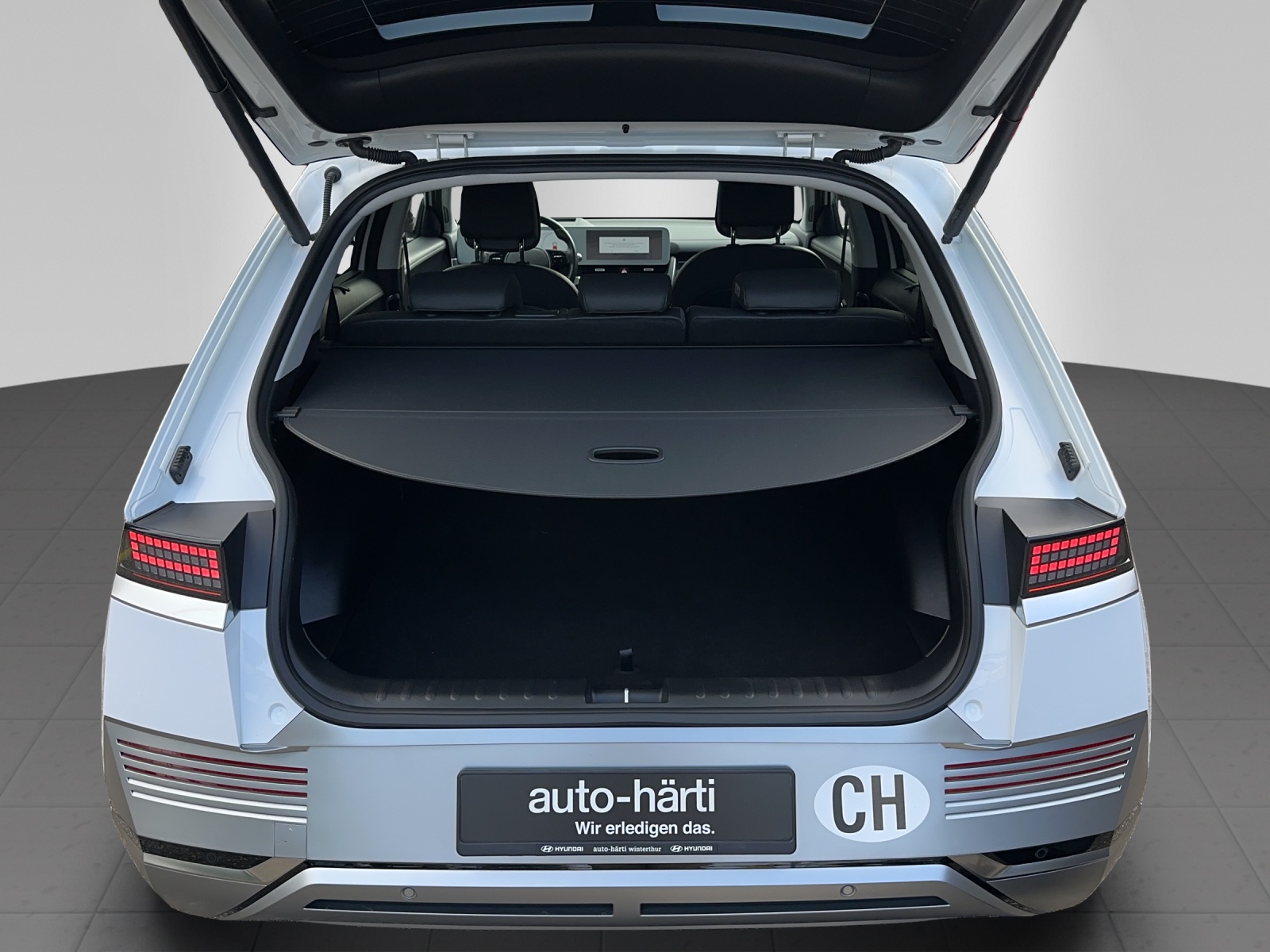 HYUNDAI Ioniq 5 72kW First Ed. 2W-image-8
