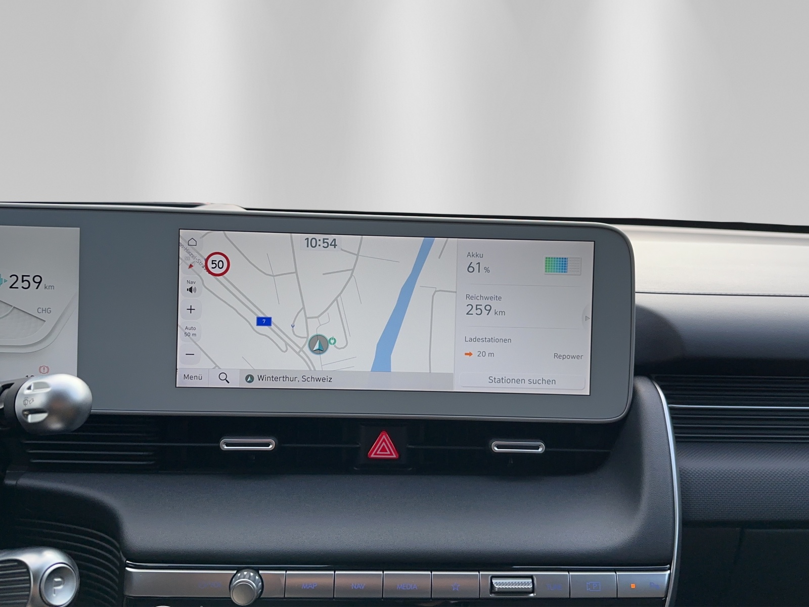 HYUNDAI Ioniq 5 72kW First Ed. 2W-image-16