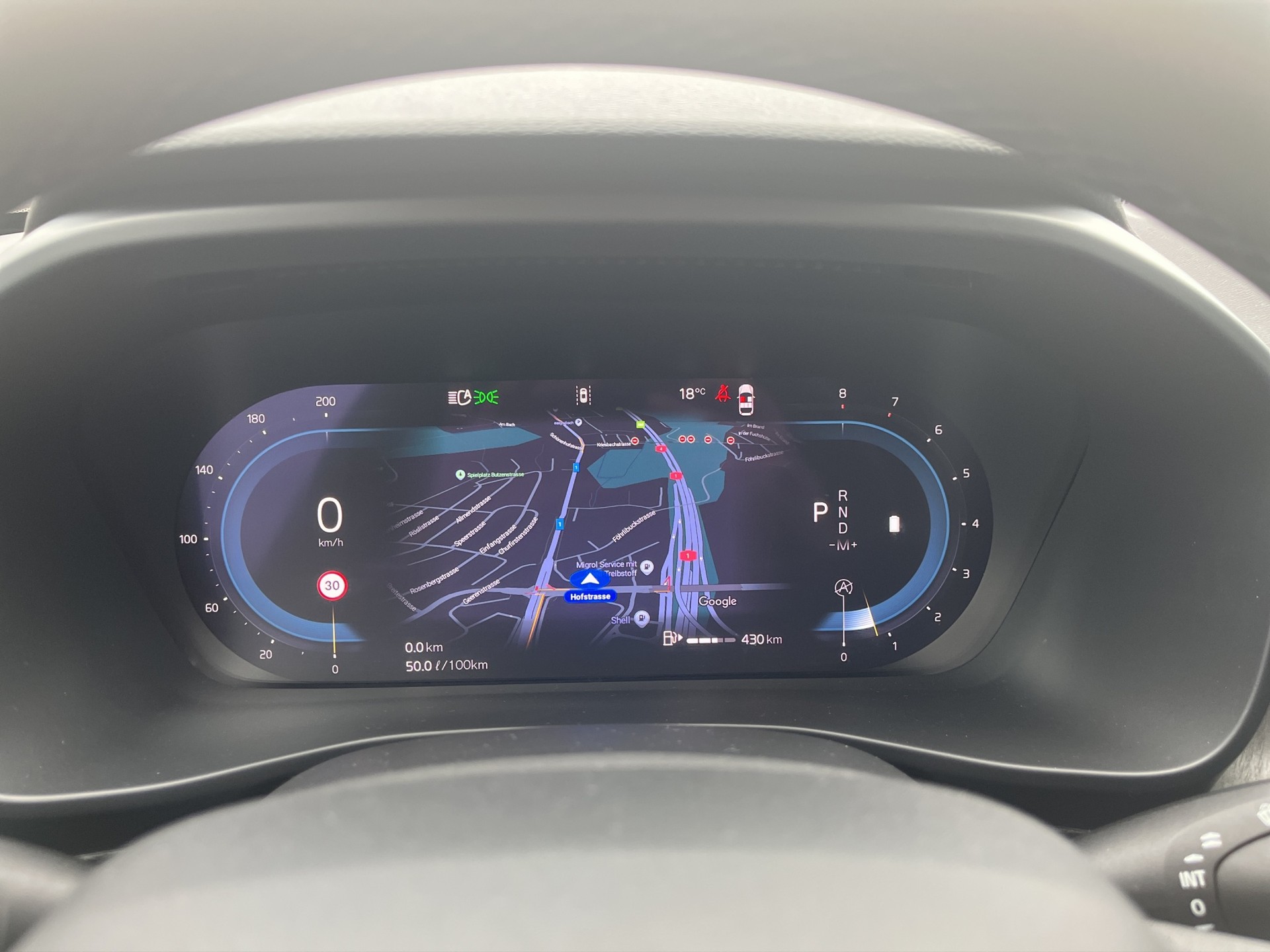 VOLVO XC40 2.0 B4 MH Plus Dark-image-11
