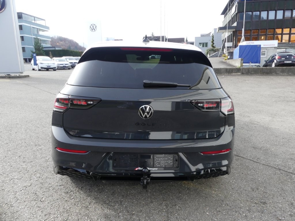 VW Golf 1.5 e TSI mHEV R-Line DSG-image-2