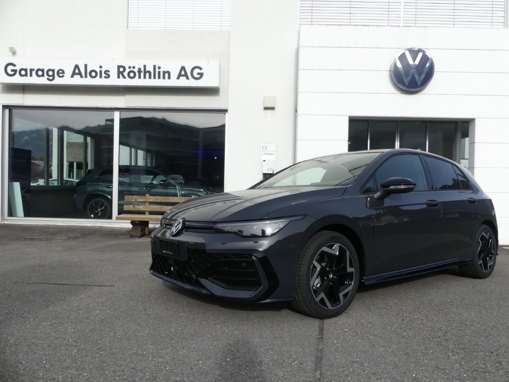 VW Golf 1.5 e TSI mHEV R-Line DSG-image-0