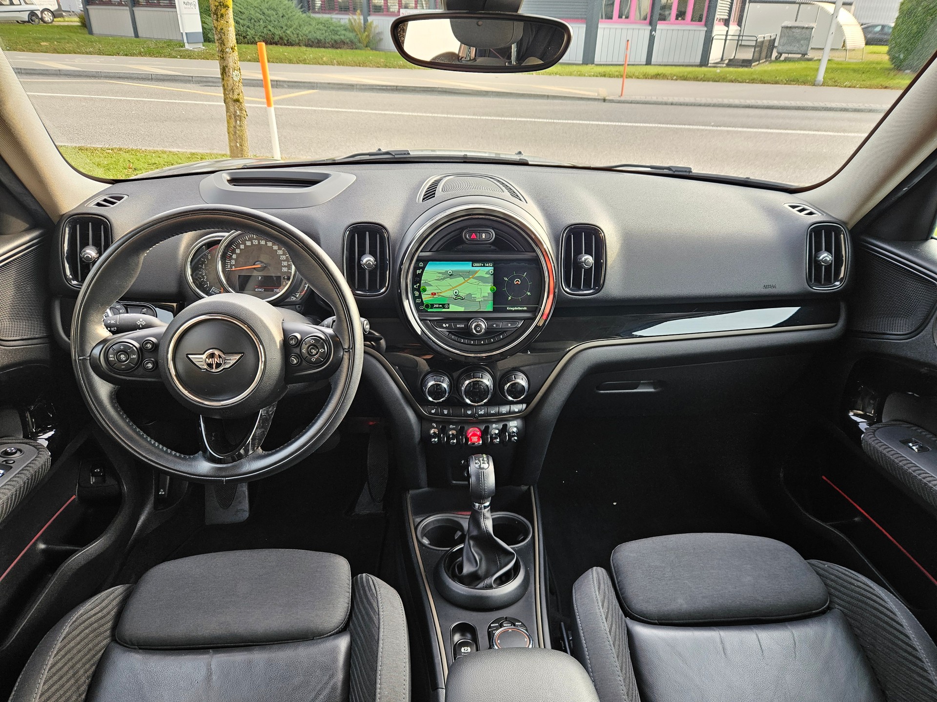 MINI Countryman Cooper ALL4 Steptronic-image-6
