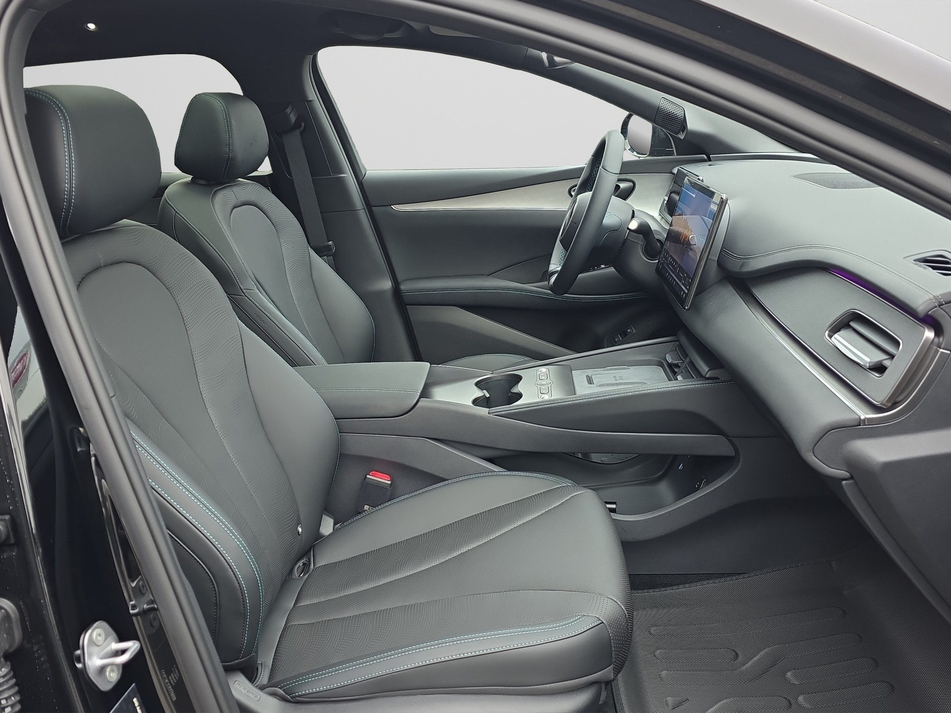 BYD Seal 6 DM-i Comfort Lite-image-11