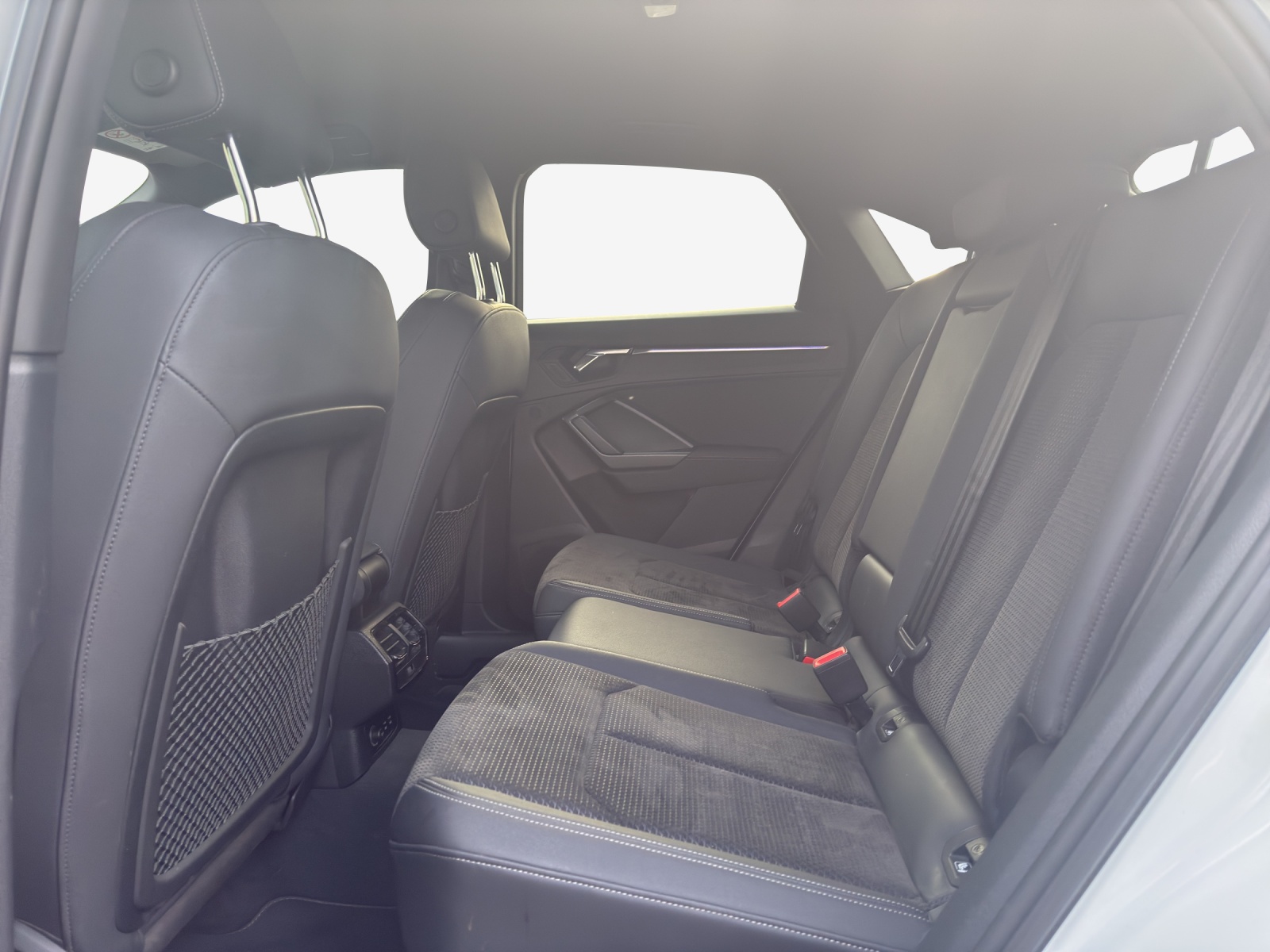 AUDI Q3 Sportback 45 TFSI e S line Attraction S-tronic-image-11