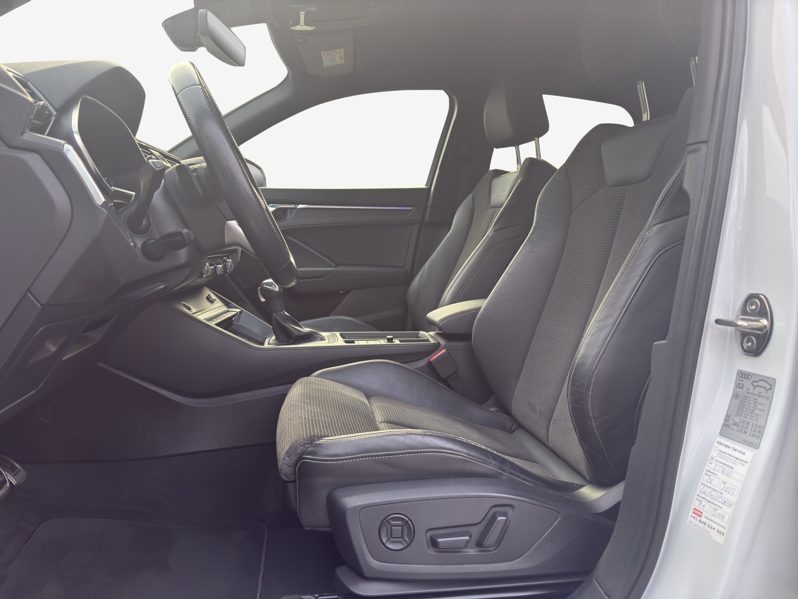 AUDI Q3 Sportback 45 TFSI e S line Attraction S-tronic-image-7