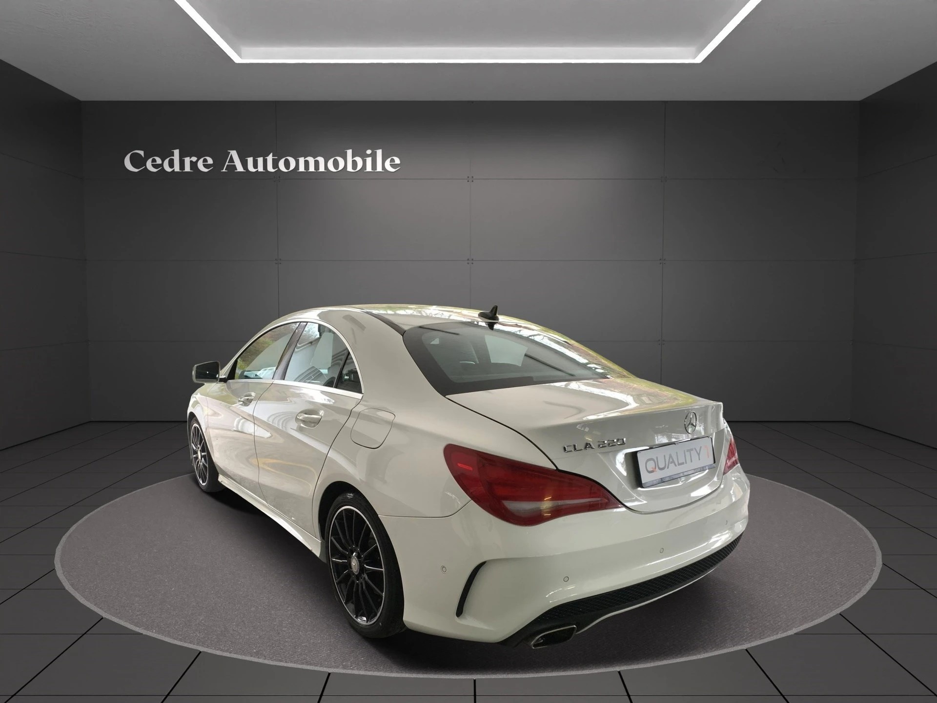 MERCEDES-BENZ CLA 220 CDI AMG Line 7G-DCT-image-3