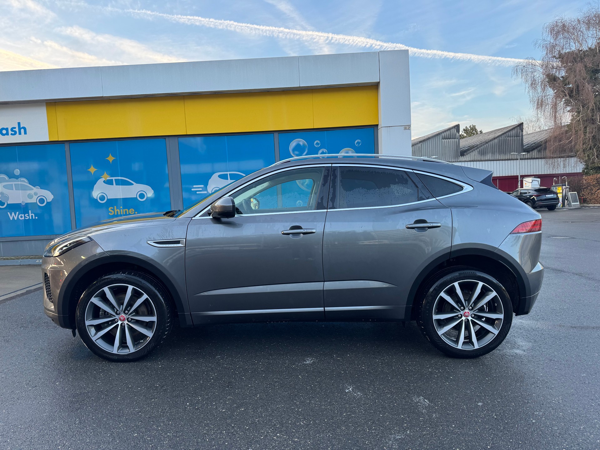 JAGUAR E-Pace 2.0 P250 R-Dynamic HSE AWD-image-2