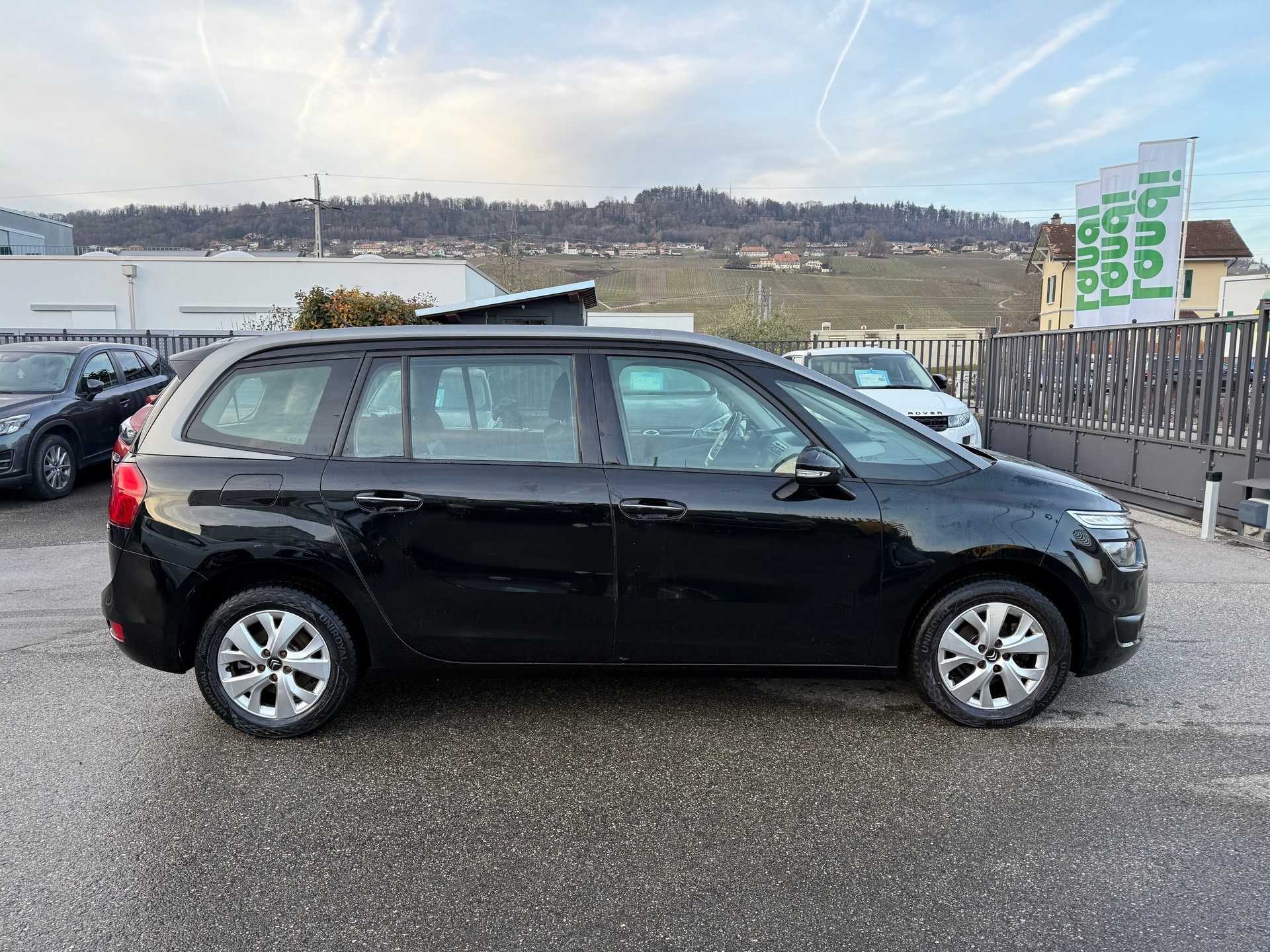 CITROEN Grand C4 Picasso 1.6 e-HDi Attraction EGS6-image-5