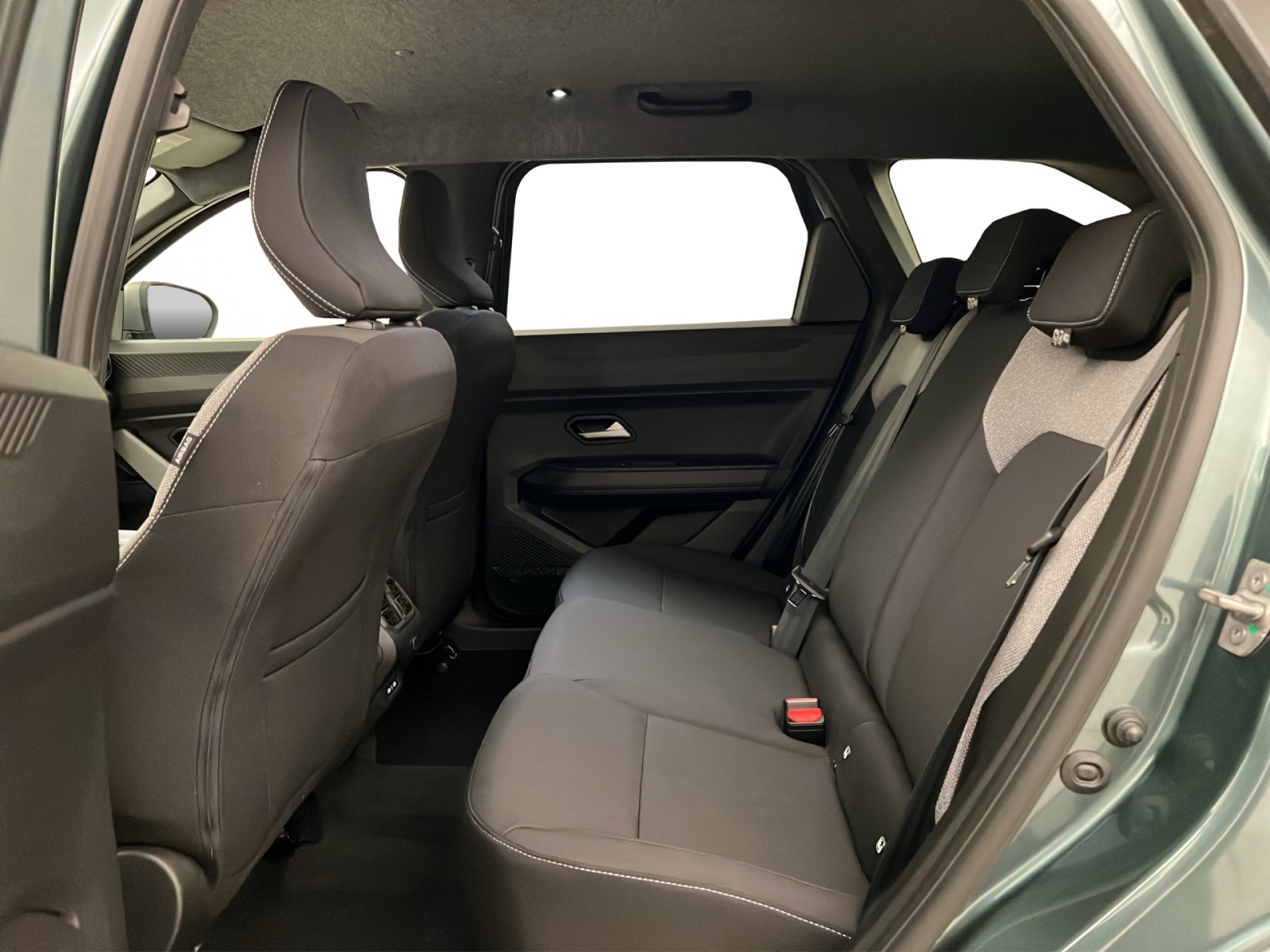 DACIA Bigster 1.8 Hybrid Journey-image-8