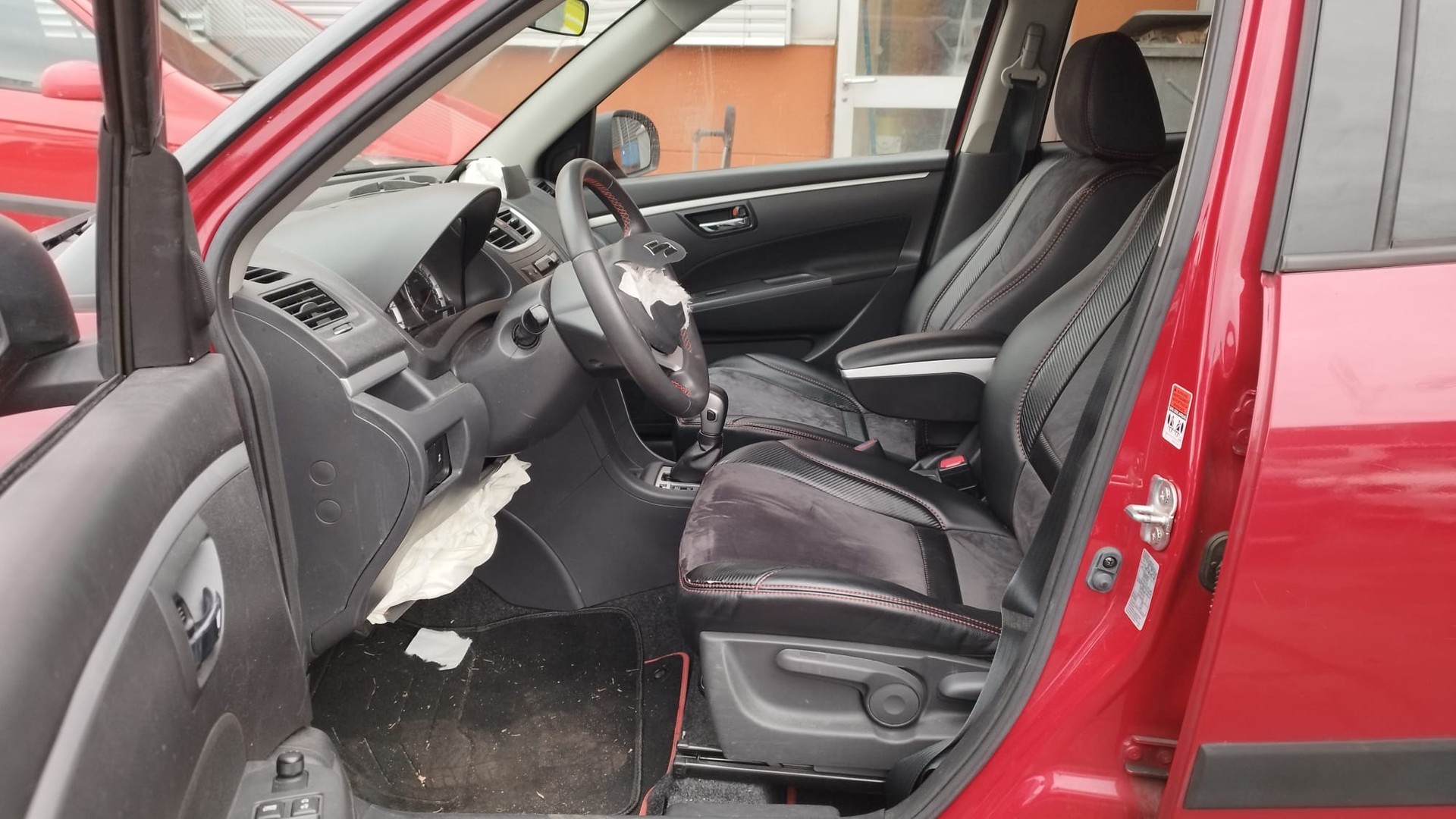 SUZUKI Swift 1.2i 16V GL Top Indigo Automatic-image-6