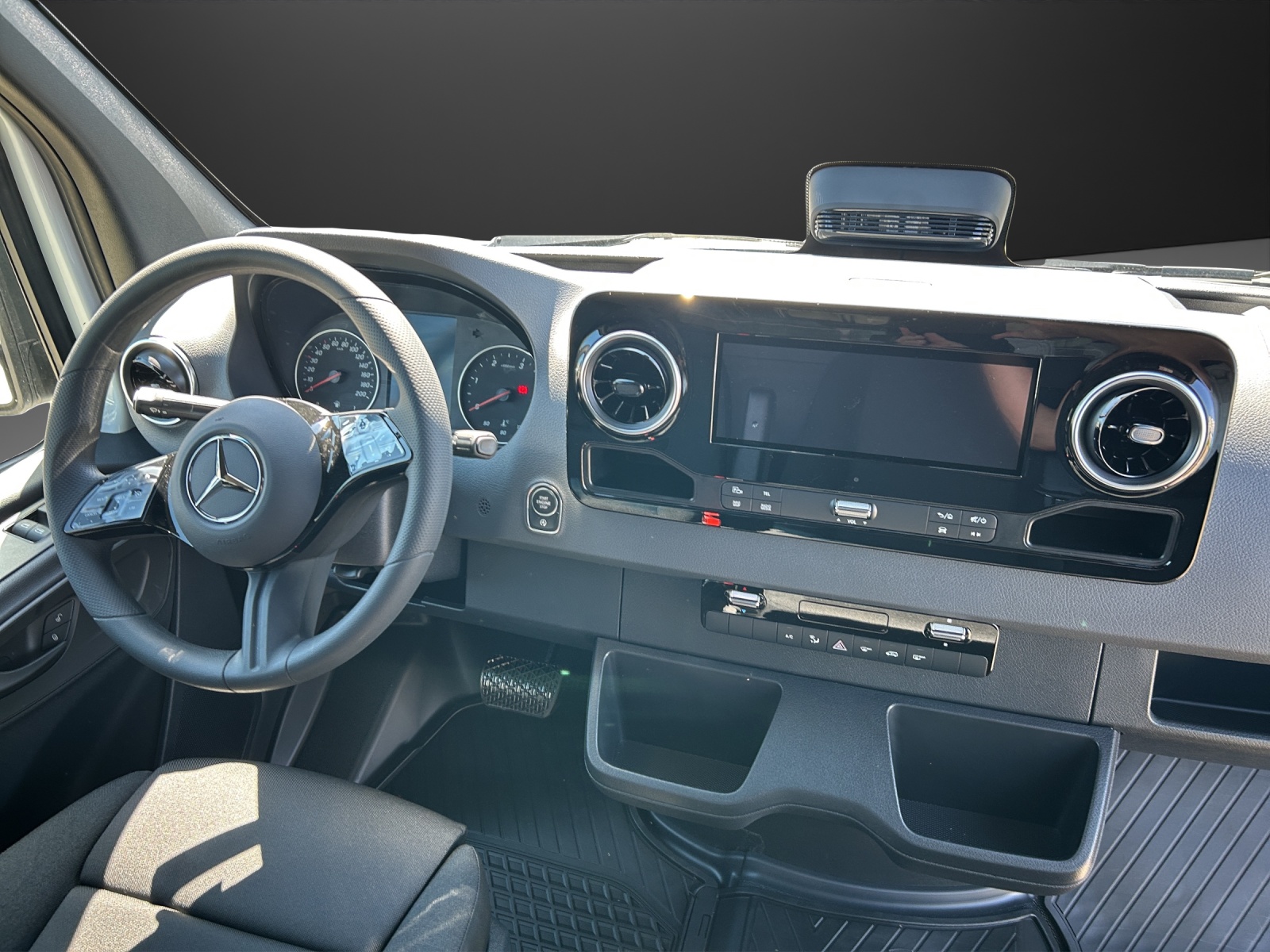 MERCEDES-BENZ Sprinter 319 CDI Standard 9G-TRONIC-image-8