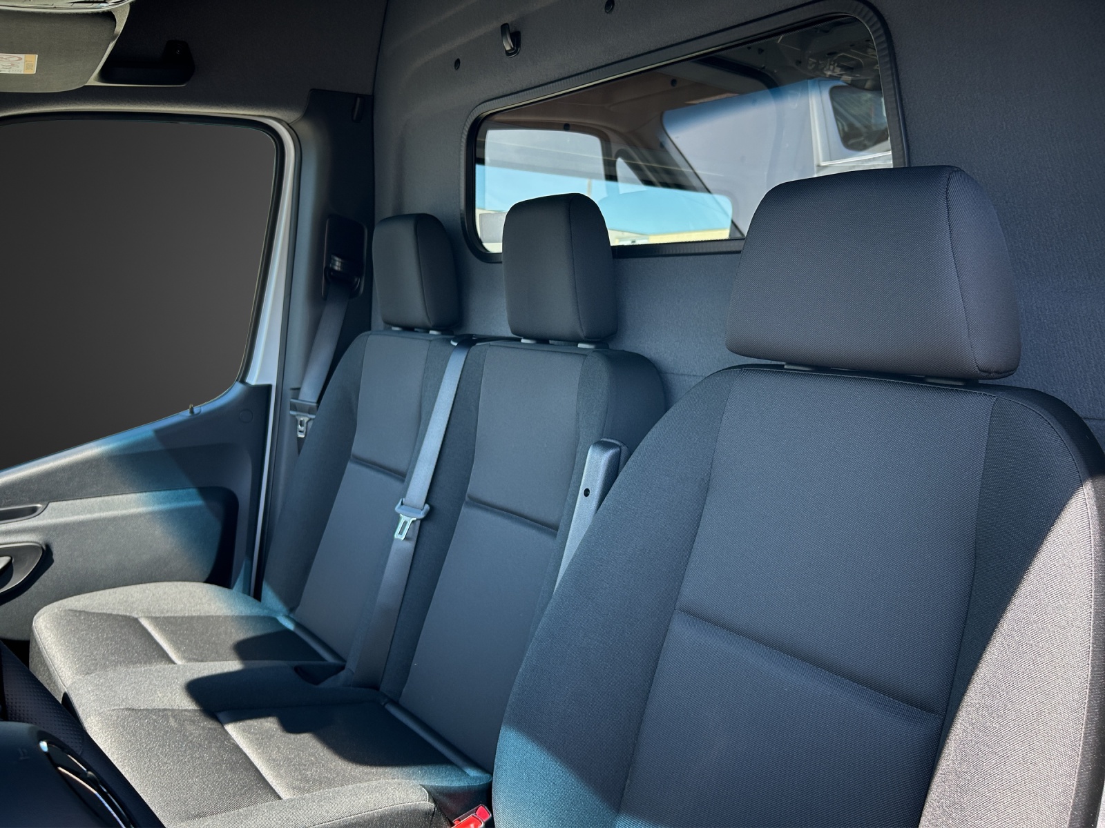 MERCEDES-BENZ Sprinter 319 CDI Standard 9G-TRONIC-image-10