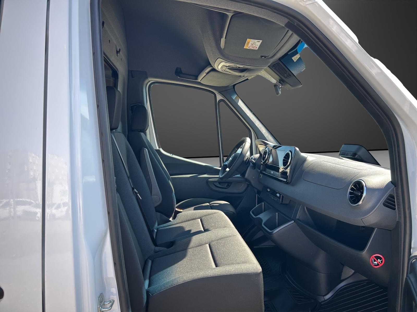 MERCEDES-BENZ Sprinter 319 CDI Standard 9G-TRONIC-image-7
