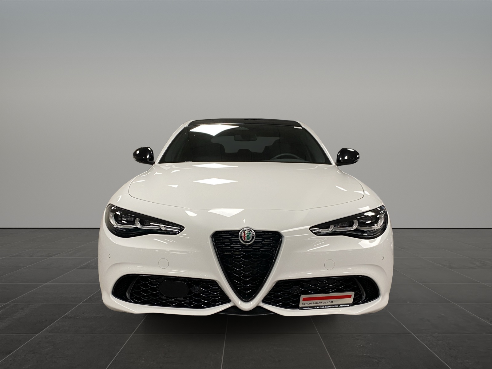 ALFA ROMEO Giulia 2.0 Q4 280 Veloce P-showroom-element-1