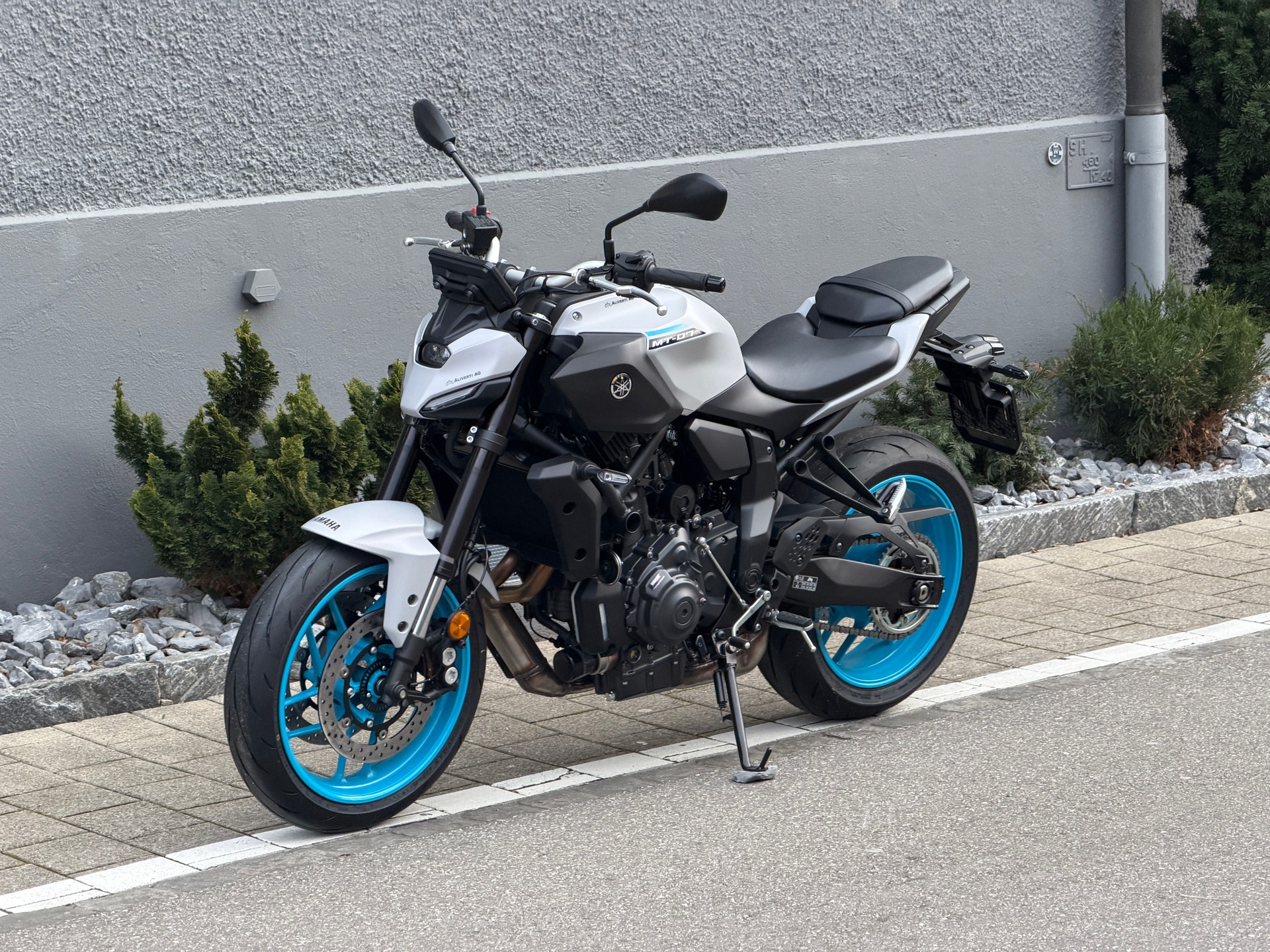 YAMAHA MT-07