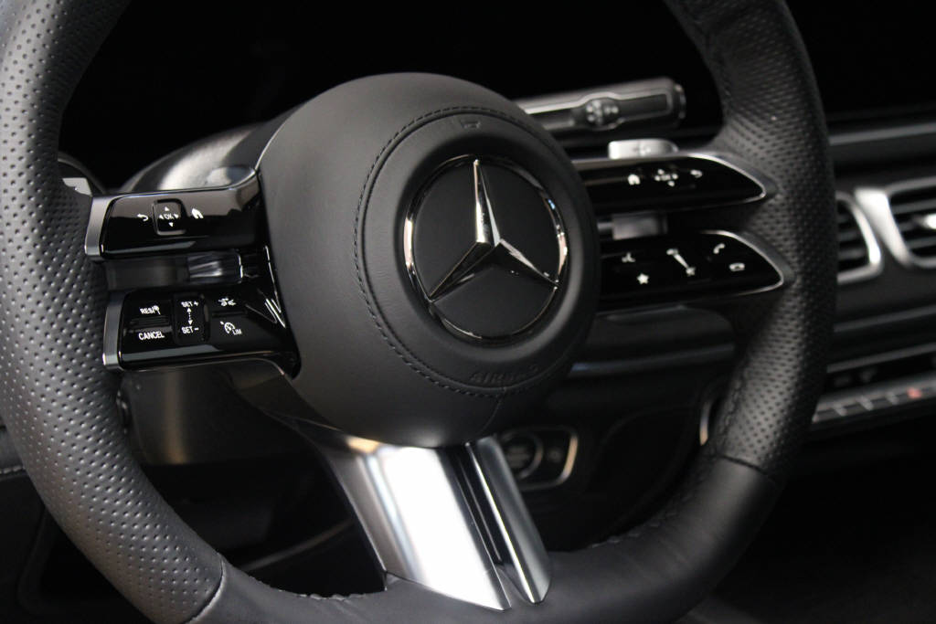 MERCEDES-BENZ GLE 450 4Matic AMG Line-image-8