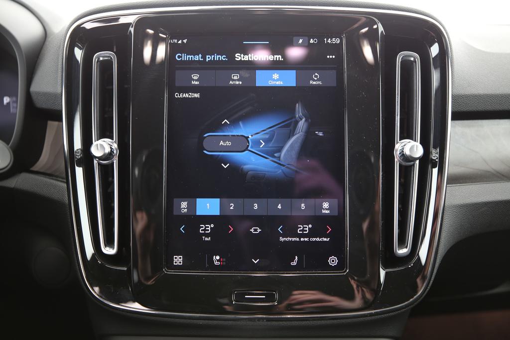 VOLVO XC40 E80 Twin Plus AWD-image-7