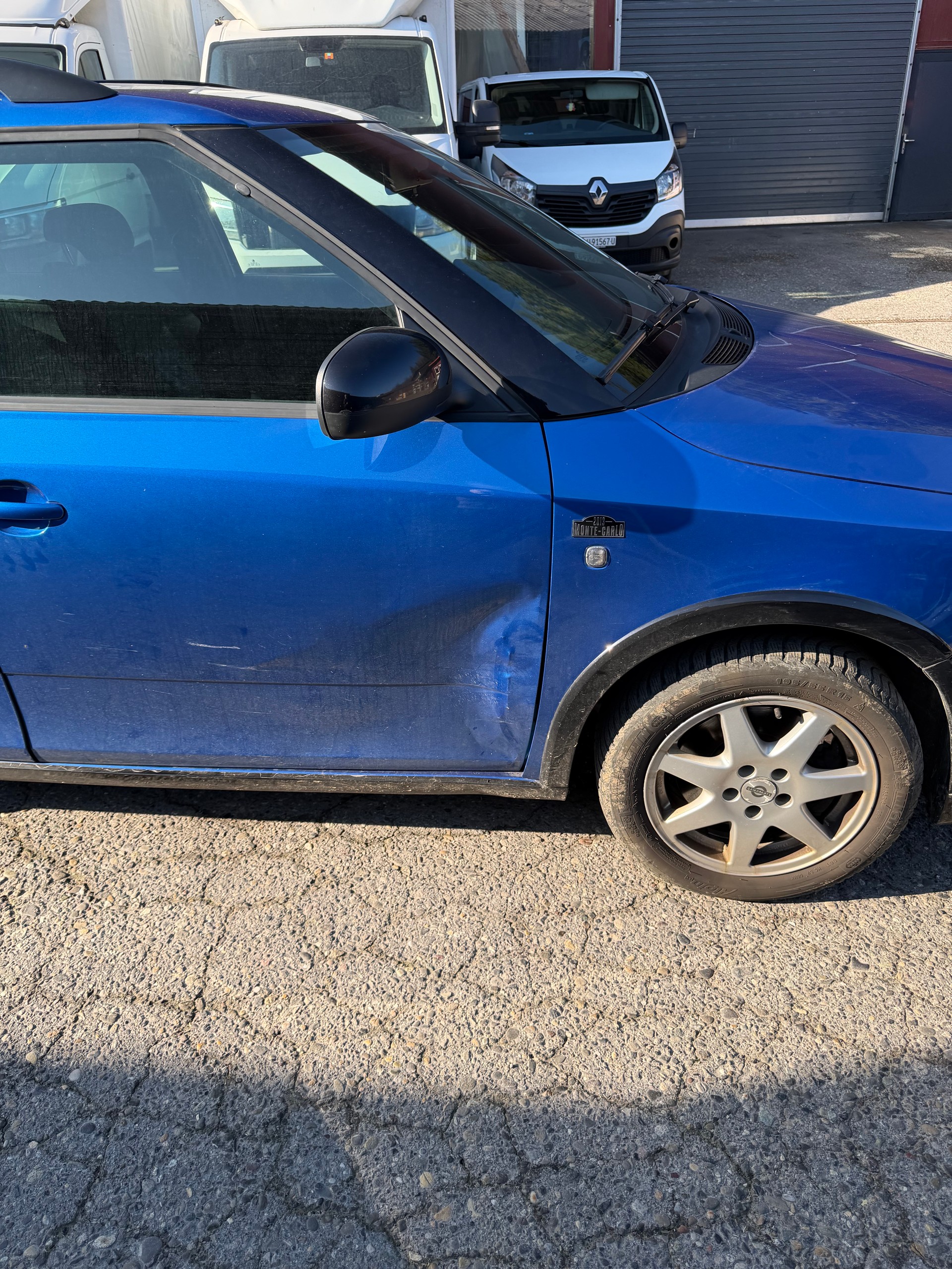 SKODA Fabia 1.2 TSI Ambition Plus-image-5