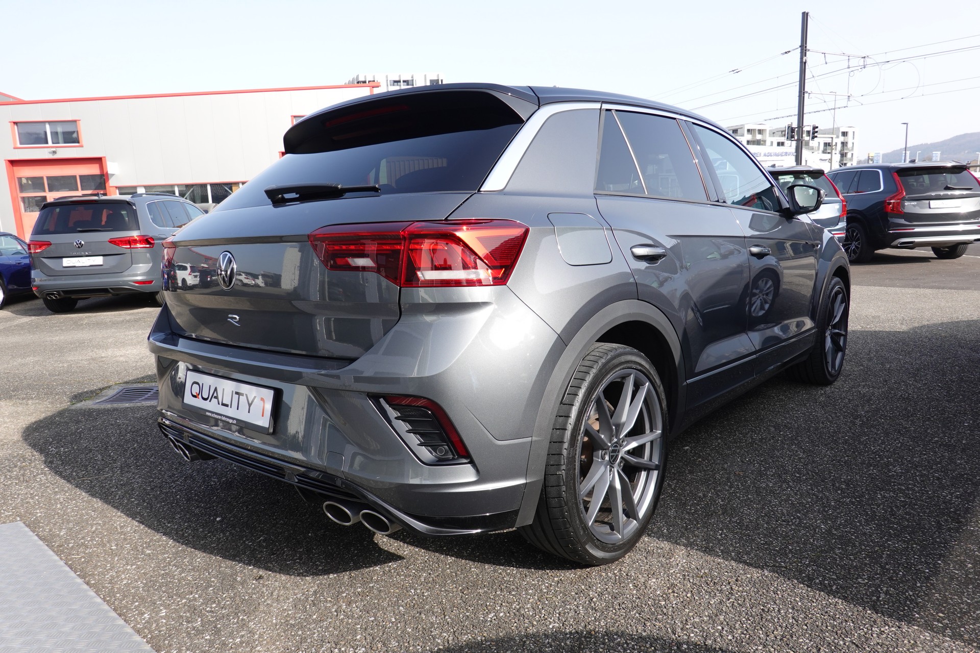 VW T-ROC 2.0 TSI - R - DSG - 4MOTION - 301 PS-image-3