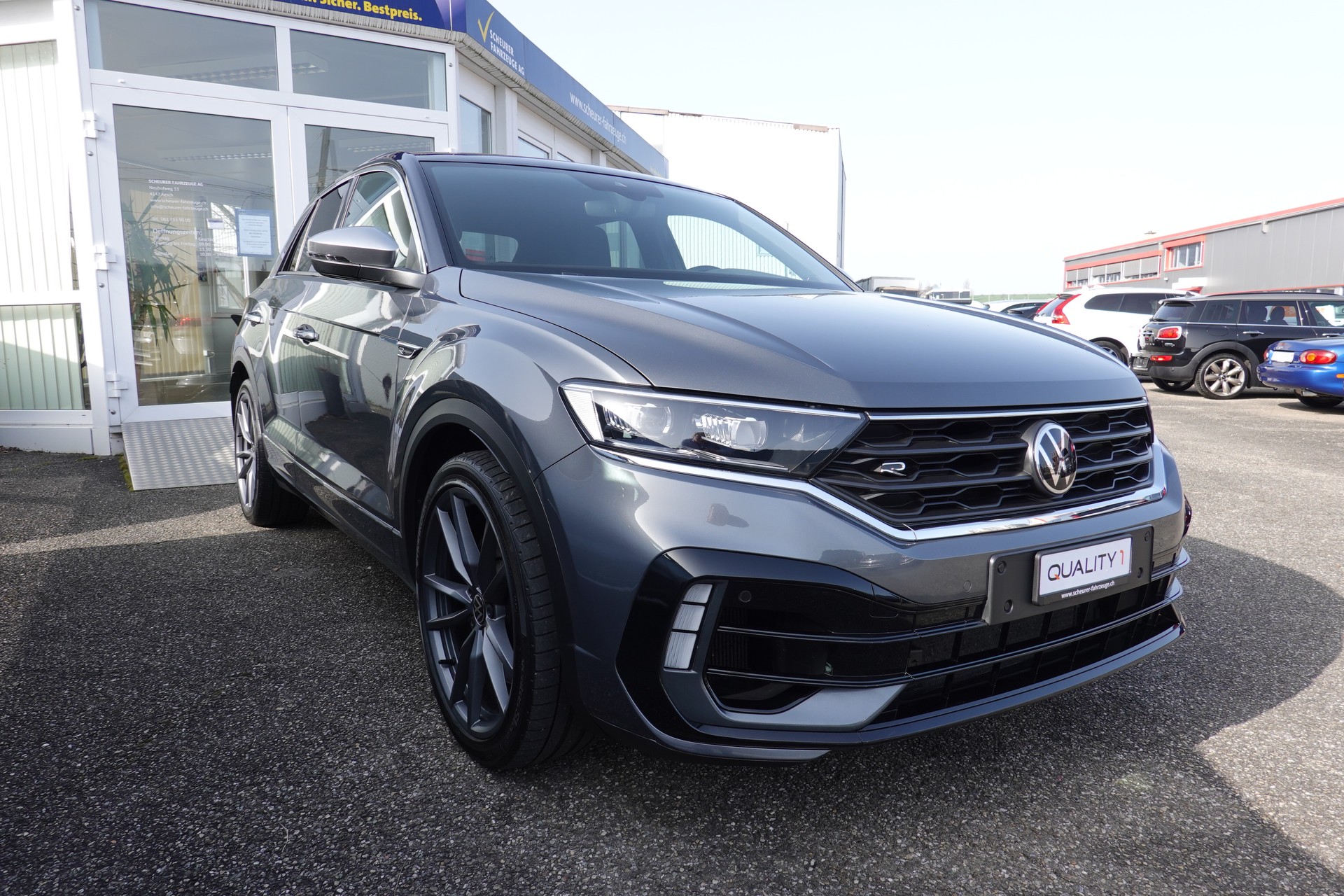 VW T-ROC 2.0 TSI - R - DSG - 4MOTION - 301 PS-image-4