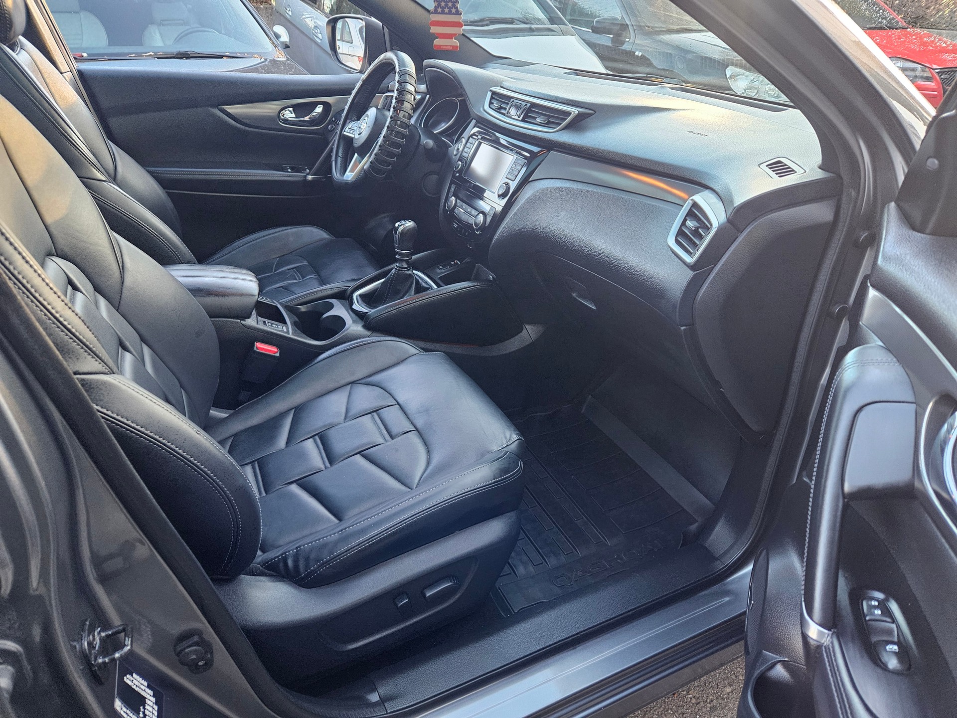 NISSAN Qashqai 1.6 DIG-T acenta-image-8