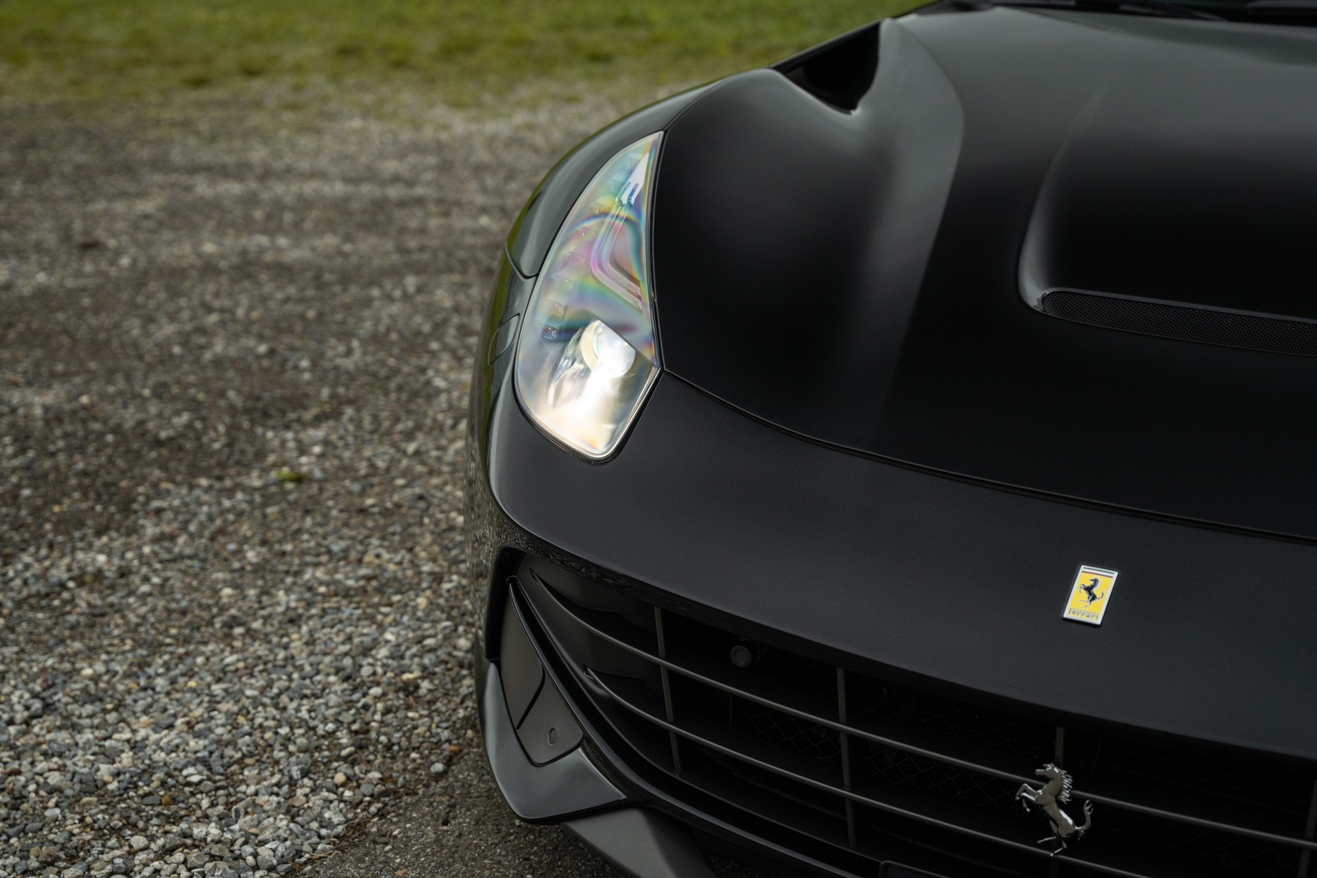 FERRARI F12 Berlinetta-image-6