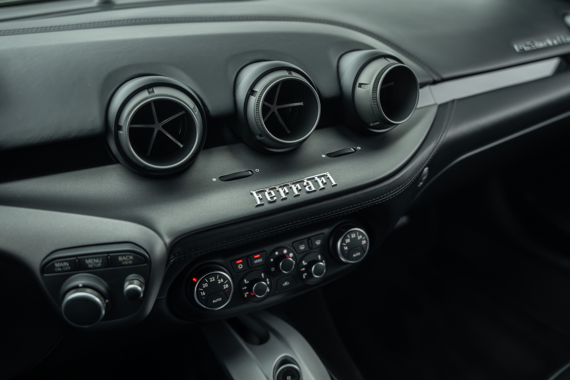 FERRARI F12 Berlinetta-image-25