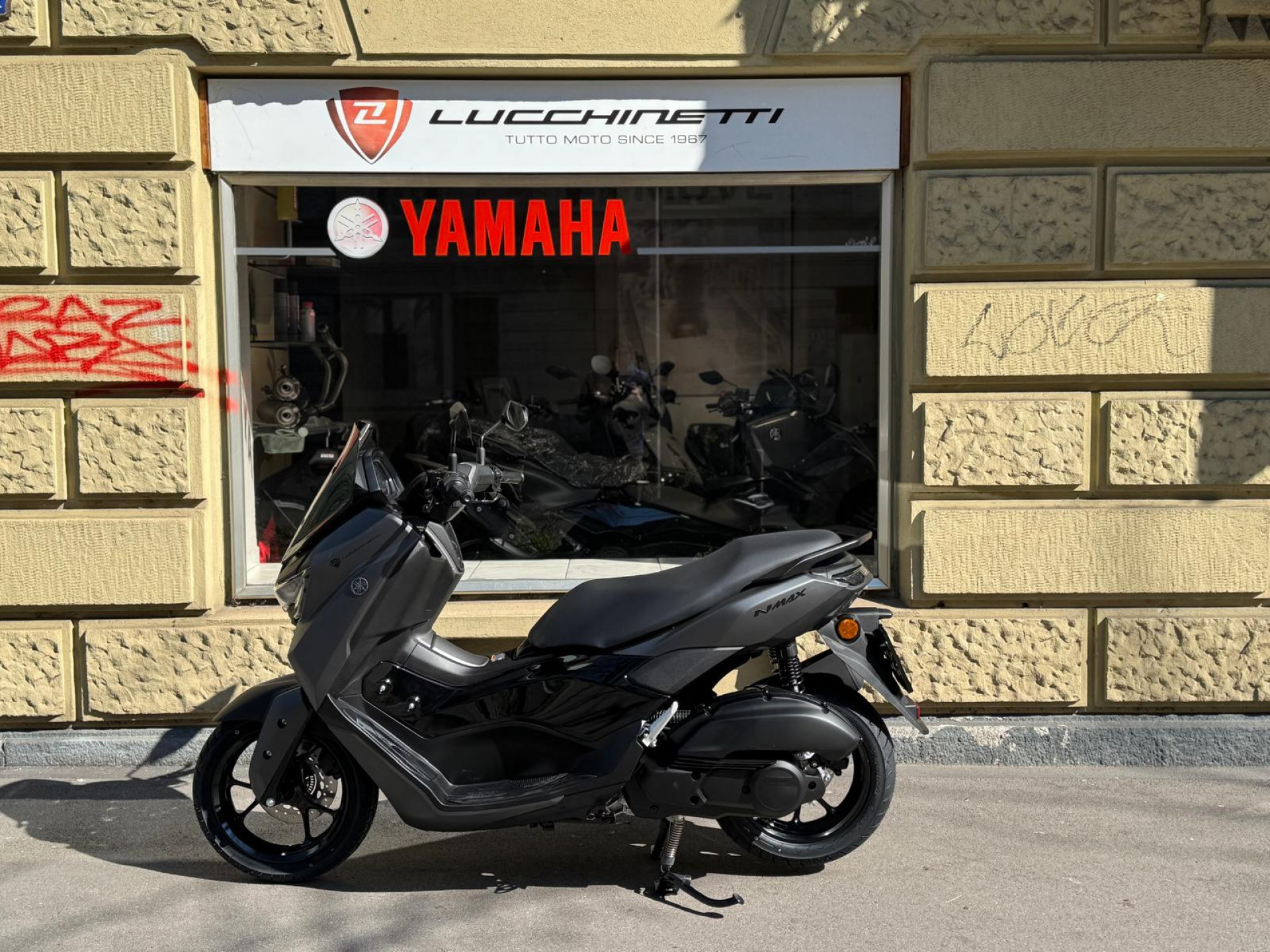 YAMAHA NMax 125