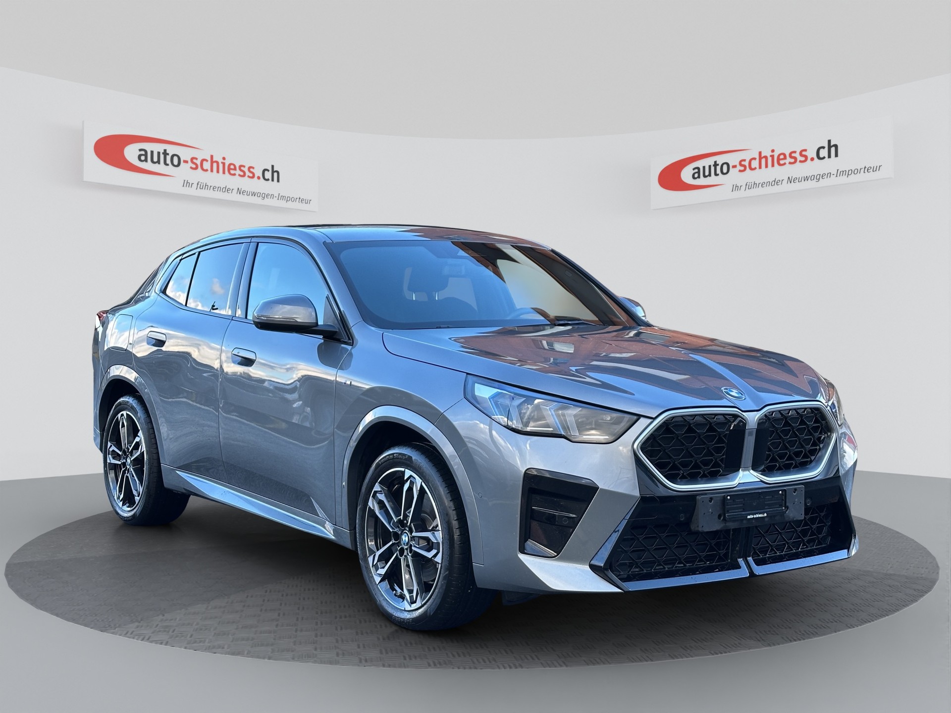 BMW X2 sDrive 20i M Sport Iconic Glow-image-0