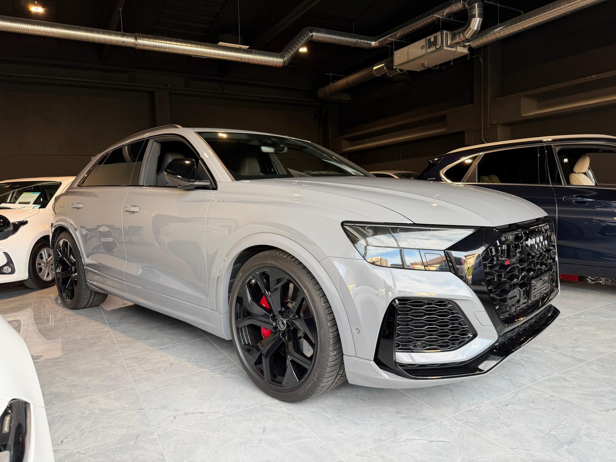 AUDI RSQ8 quattro tiptronic Kaufen