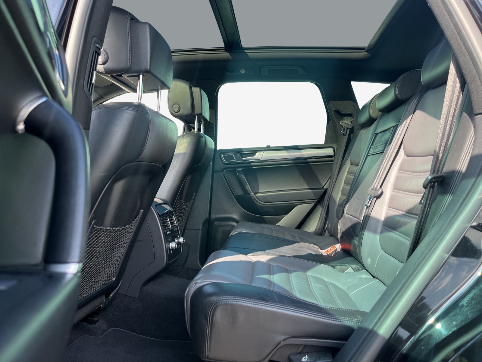 VW Touareg 3.0 TDI BMT Peak Tiptronic-image-11