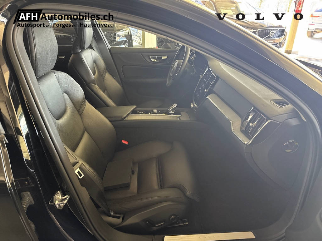 VOLVO V60 2.0 B4 Inscription-image-8