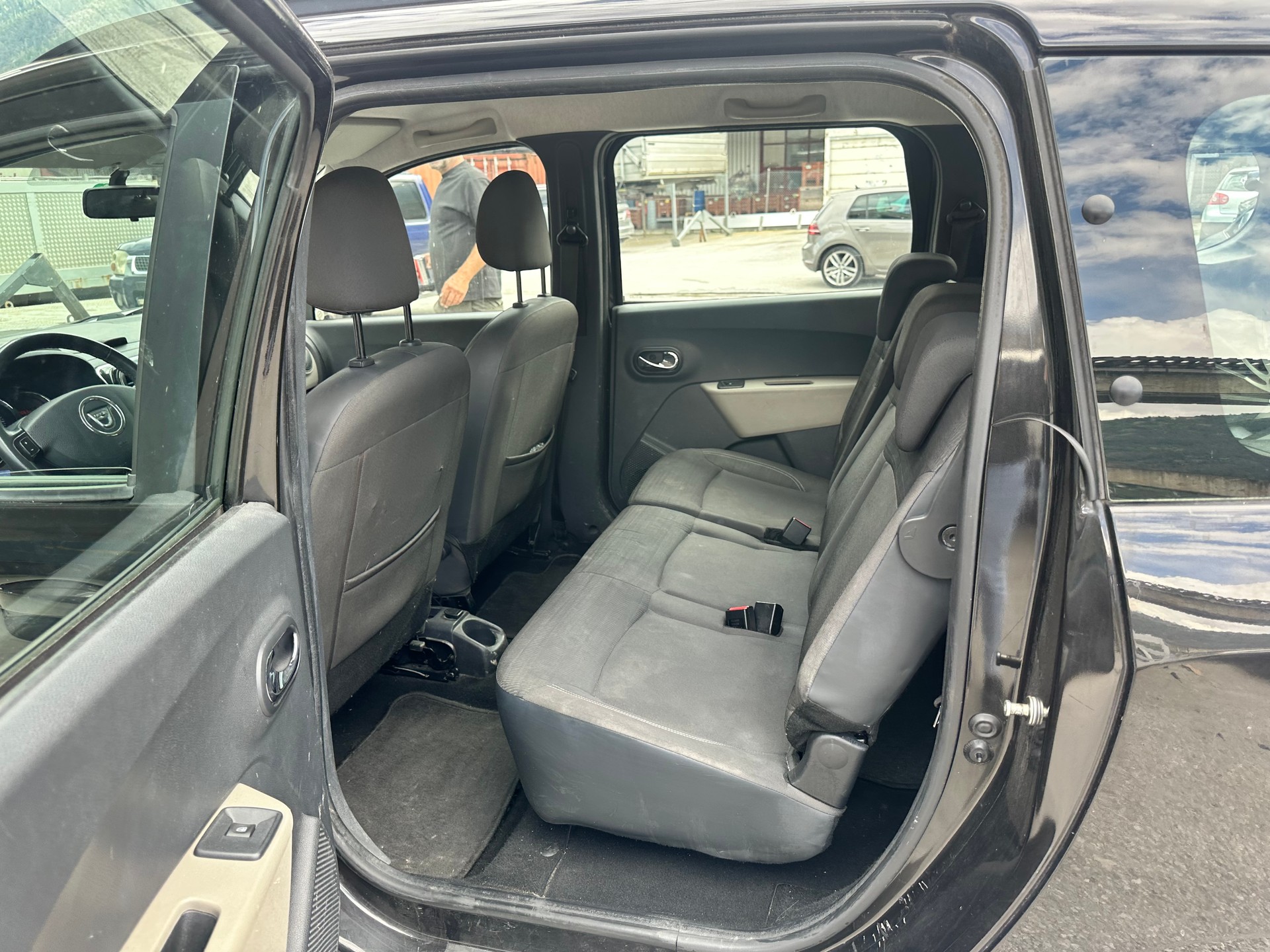 DACIA Lodgy 1.2 Turbo Ambiance 7PL-image-12