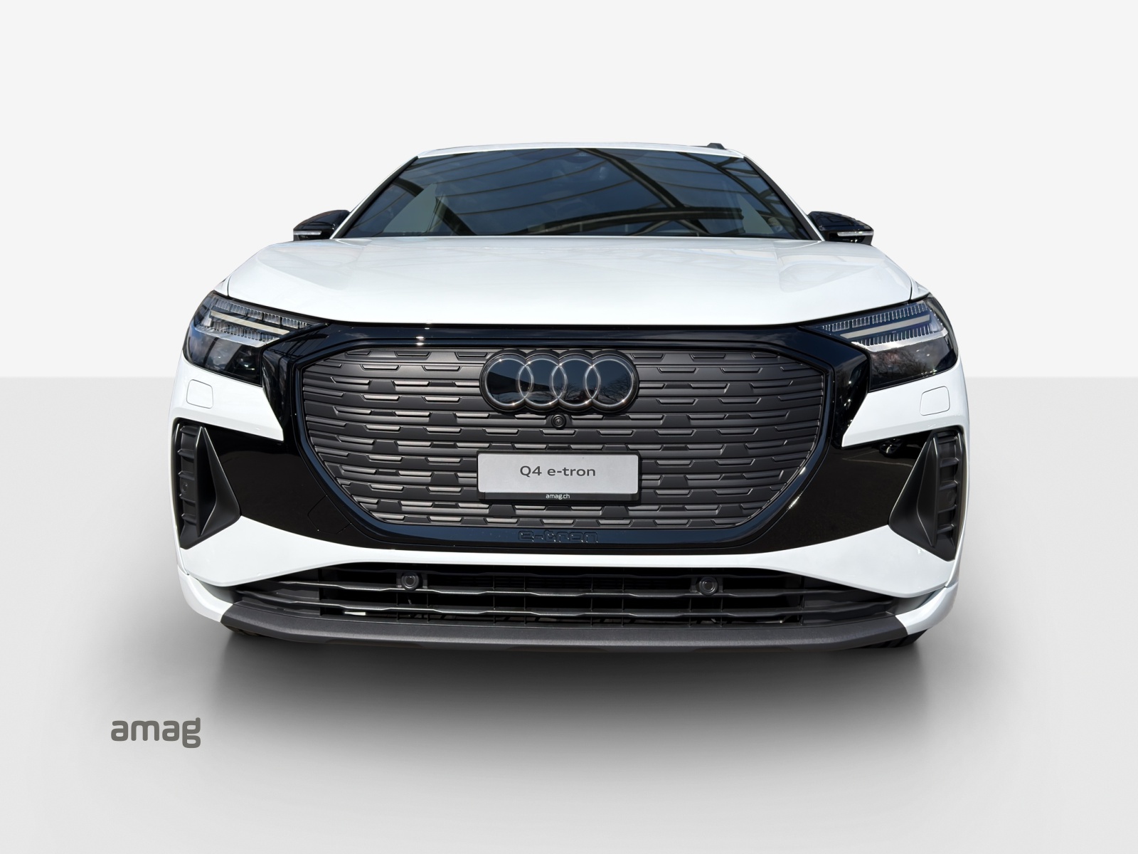 AUDI Q4 e-tron 45 quattro-image-6