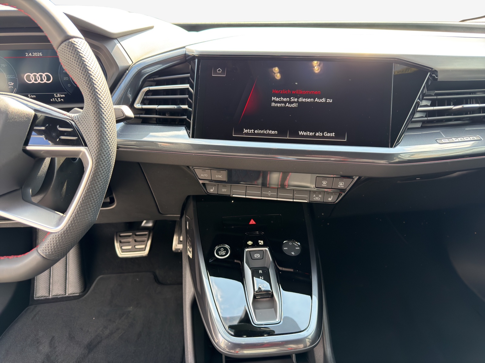 AUDI Q4 e-tron 45 quattro-image-10