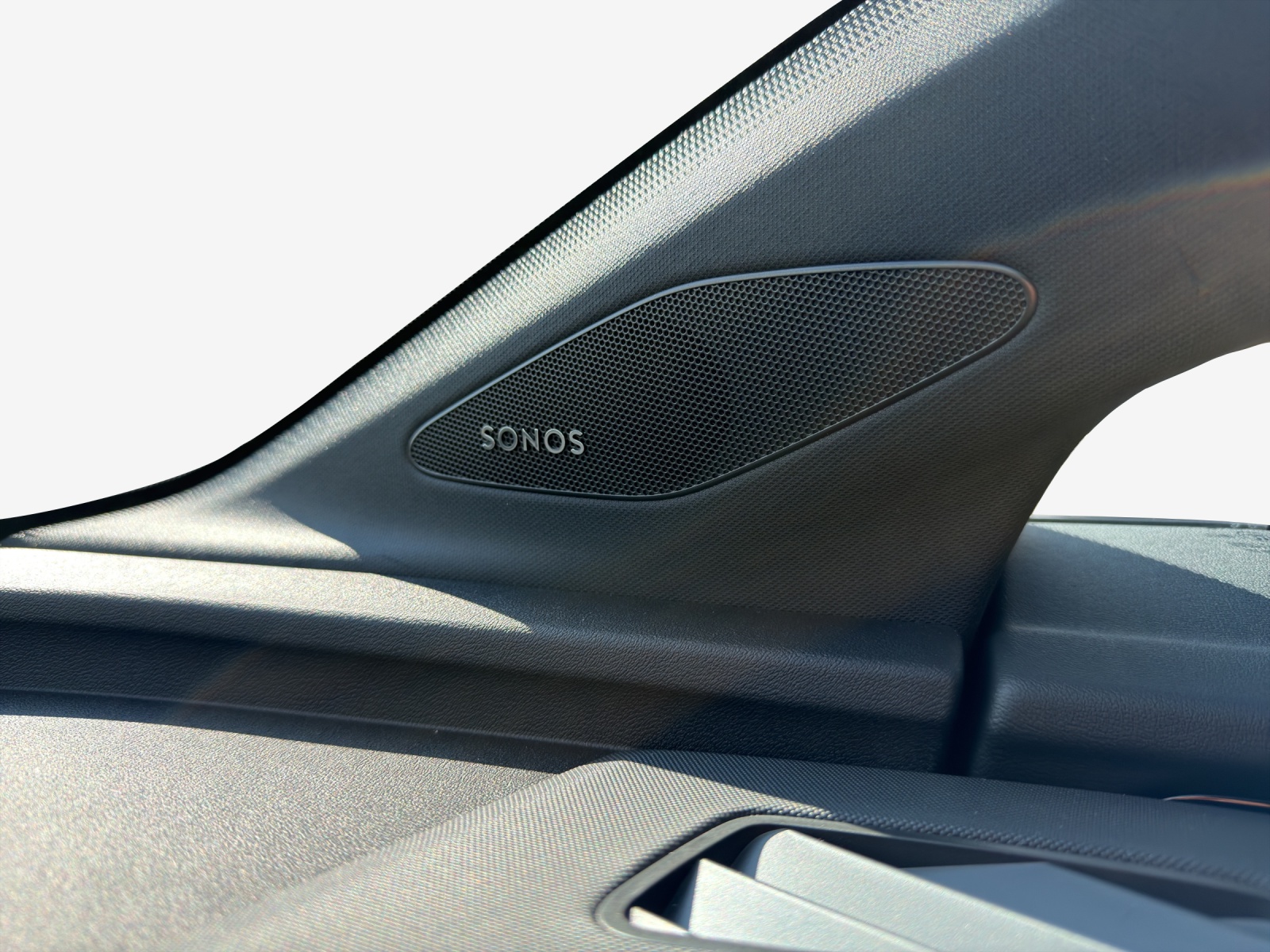 AUDI Q4 e-tron 45 quattro-image-14