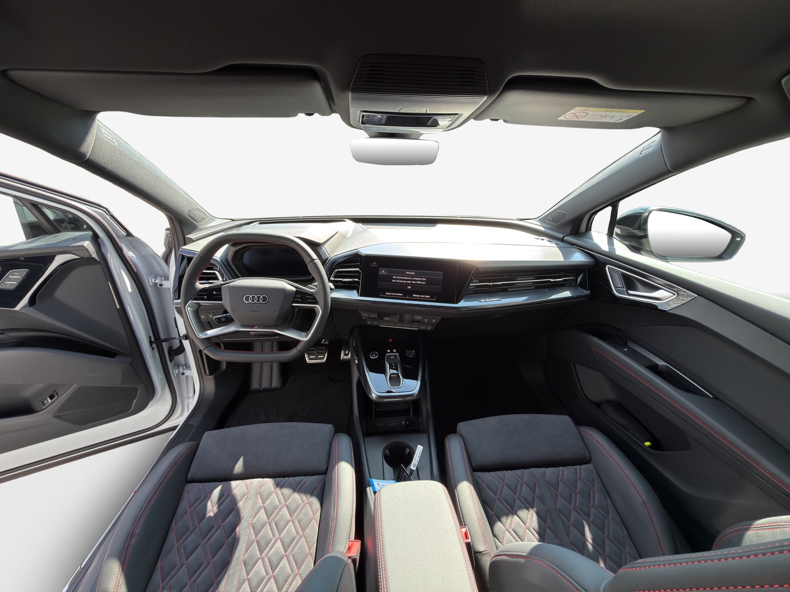 AUDI Q4 e-tron 45 quattro-image-8