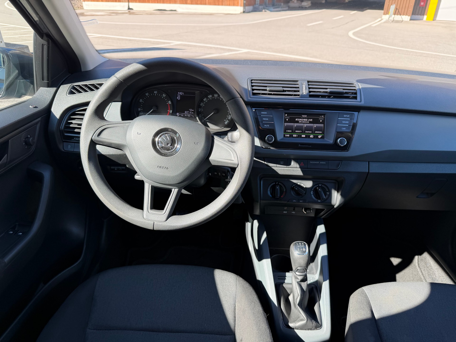 SKODA Fabia 1.0 Active-image-4