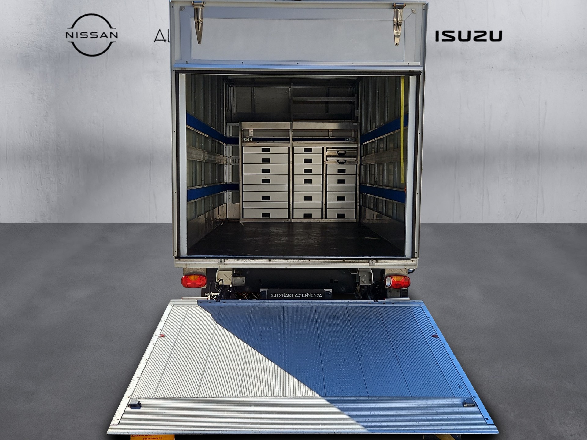 VW Crafter 35 2.0 TDI - Kastenaufbau - Hebebühne-image-17