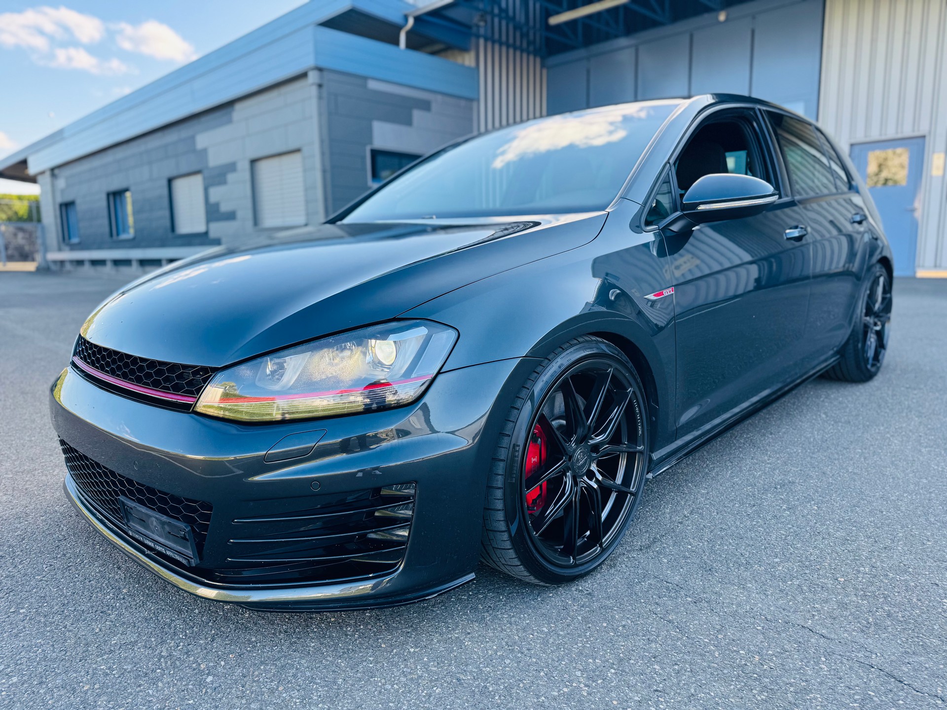 VW Golf 2.0 TSI GTI Performance DSG FRISCH MFK-image-0