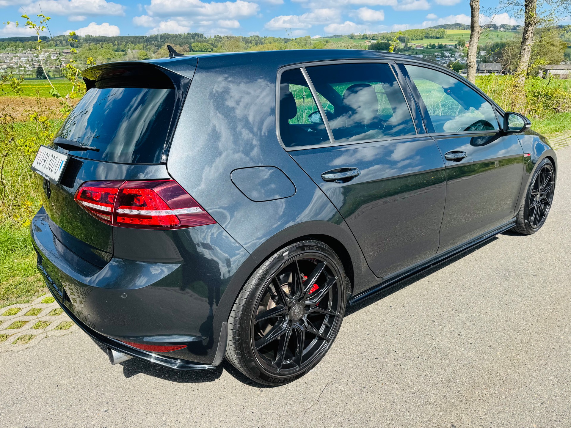 VW Golf 2.0 TSI GTI Performance DSG FRISCH MFK-image-12