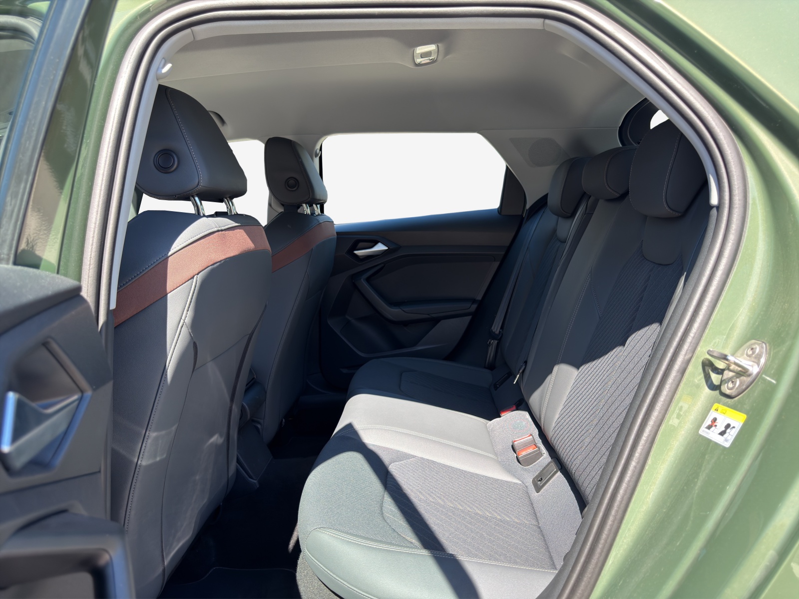 AUDI A1 Sportback 30 TFSI Attraction S-tronic-image-11